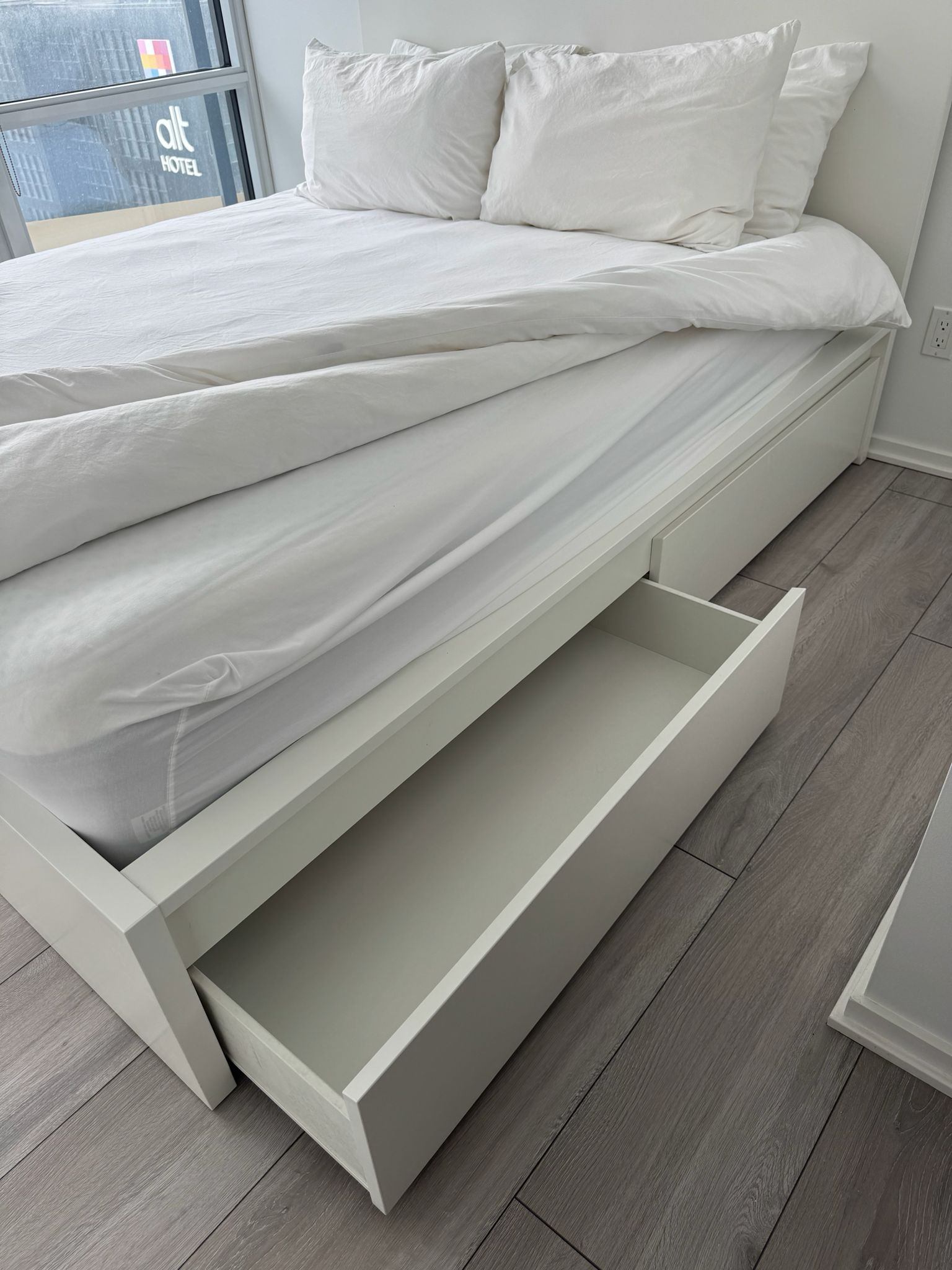 White Queen Bed Frame with Storage Drawers - photo 4