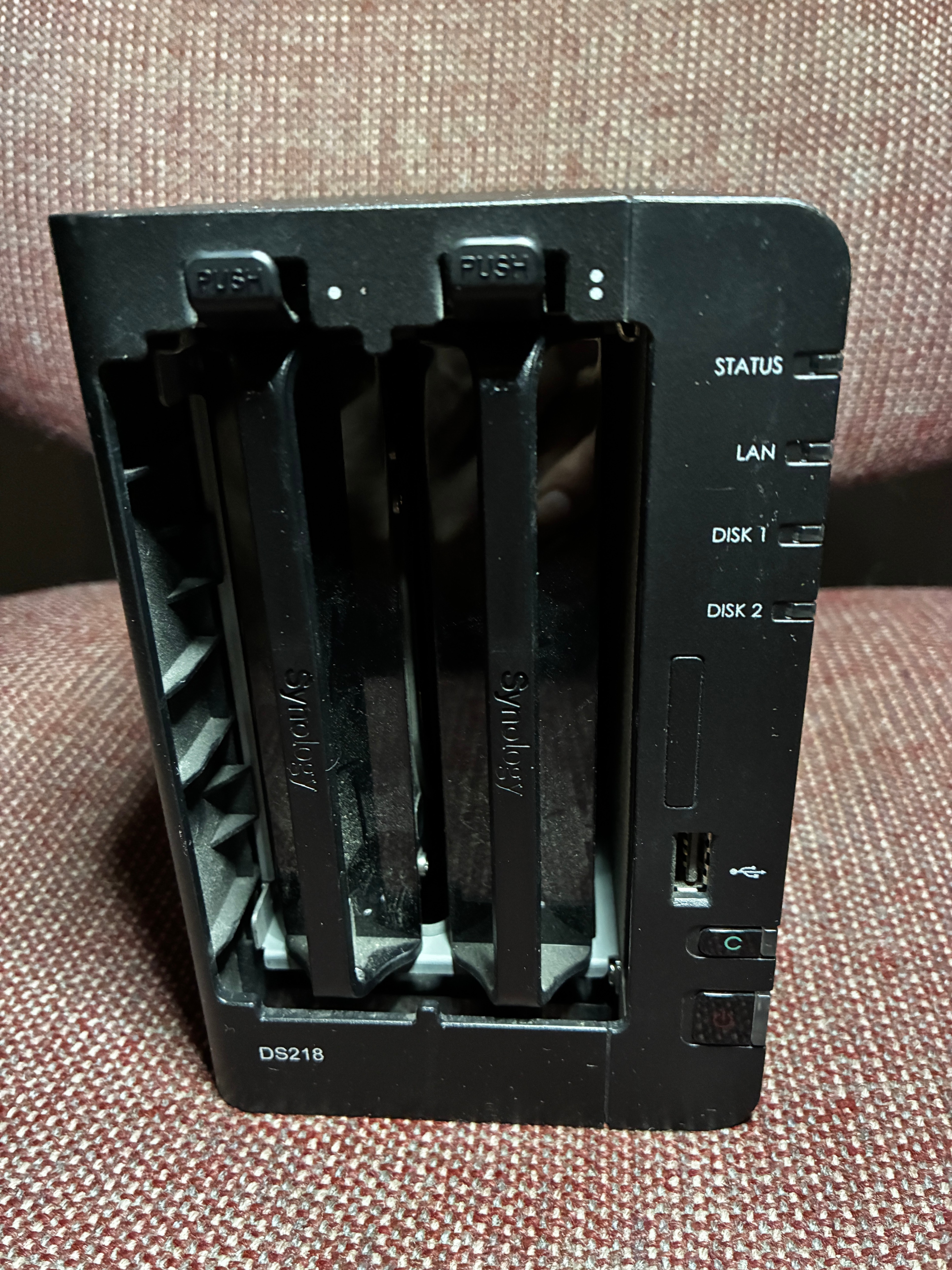 Synology NAS 2-Bay WITH HARD DRIVES!! - photo 2