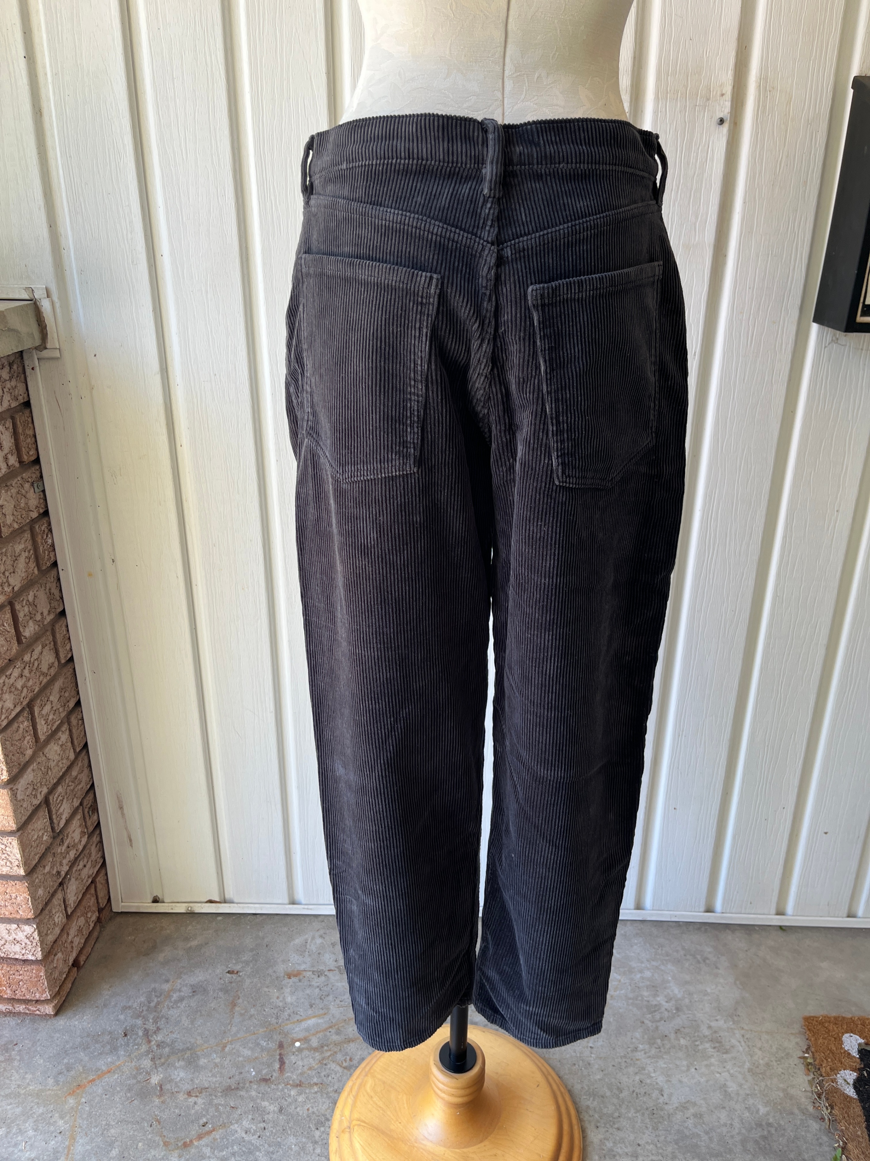 Levi's Women's Corduroy Pants Size 29 - photo 2