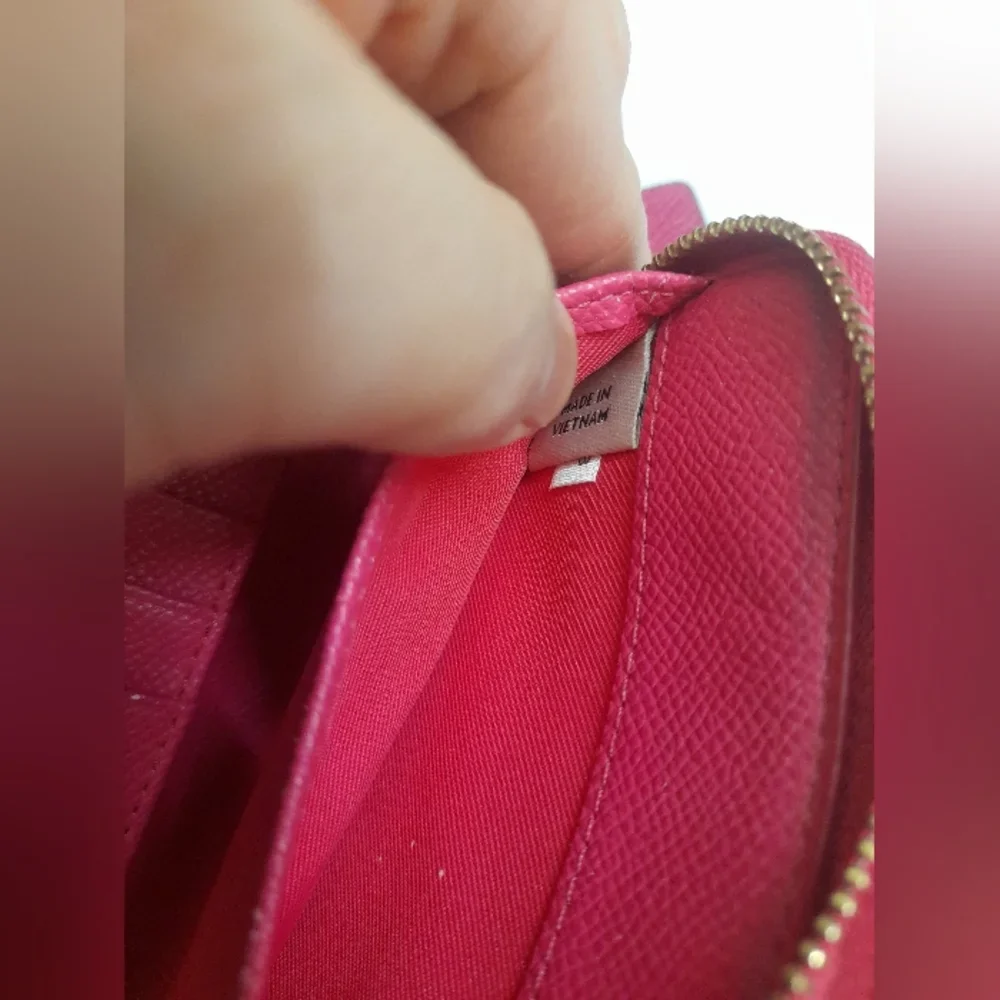 Coach Pink Zip Wallet Wristlet - photo 5