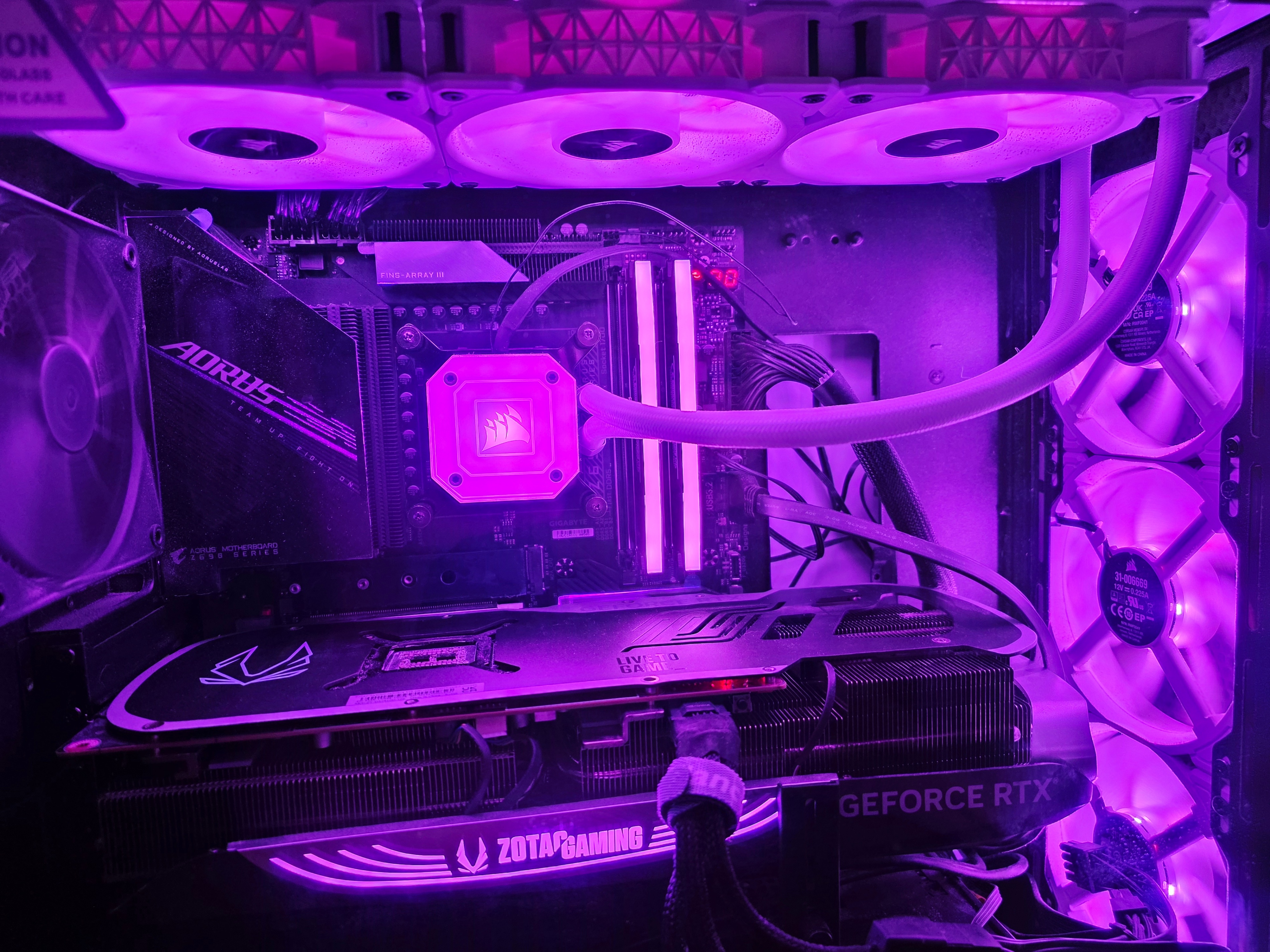 RTX 4080 Ultimate Gaming Setup - PC, Monitor, Keyboards, DAC
