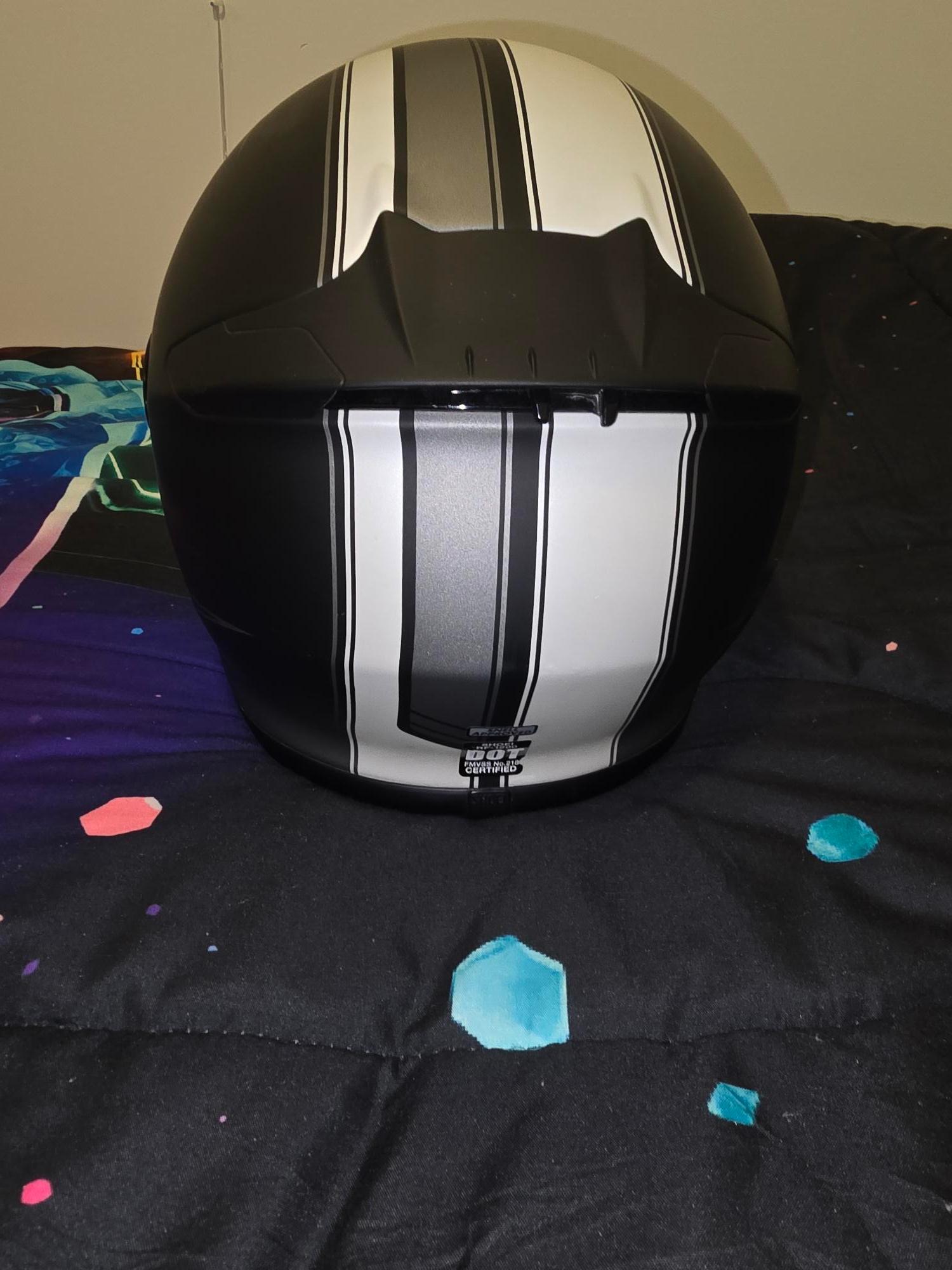 motorcycle helmet - photo 2