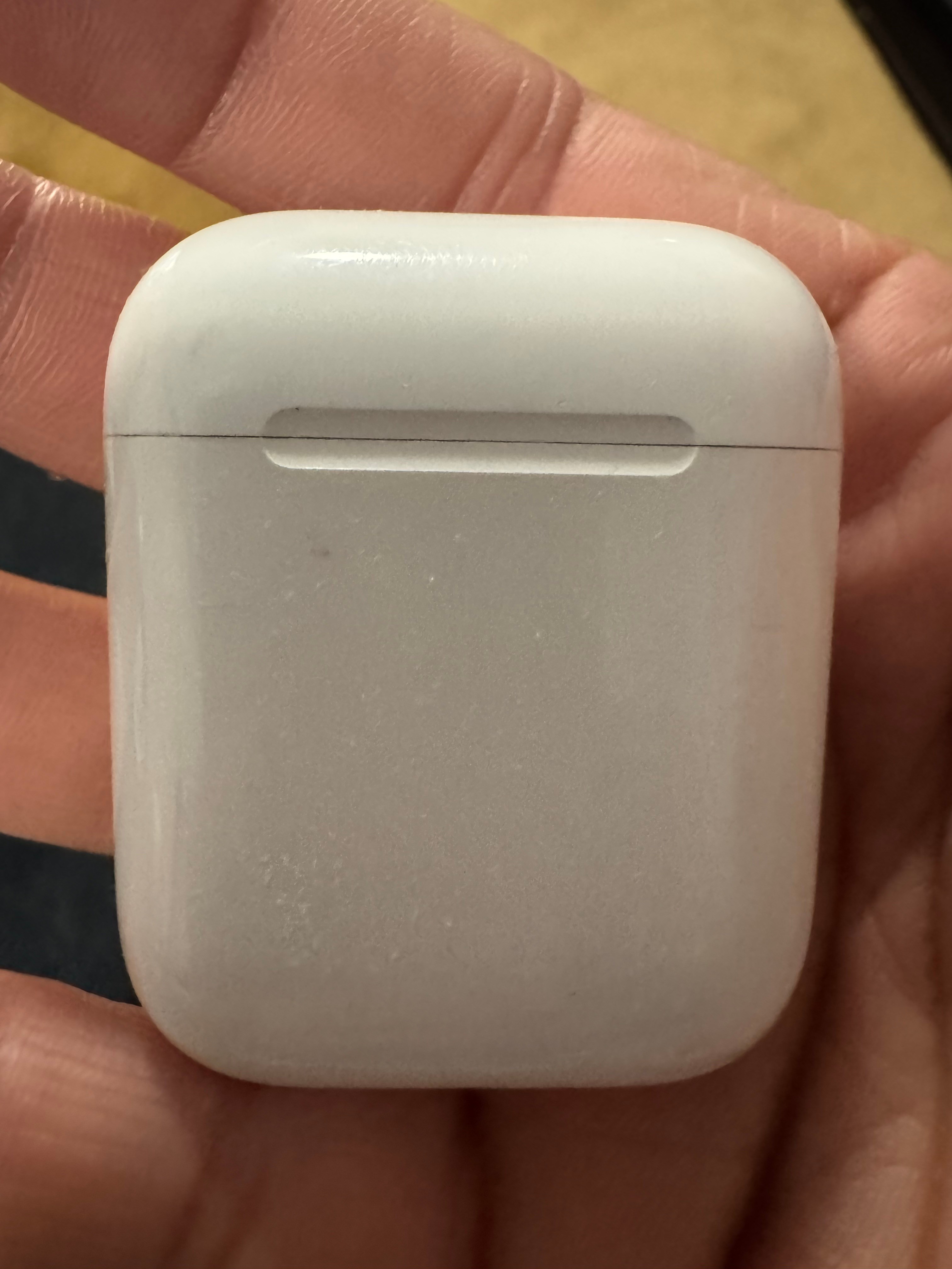 AirPods (2nd Generation) - photo 2
