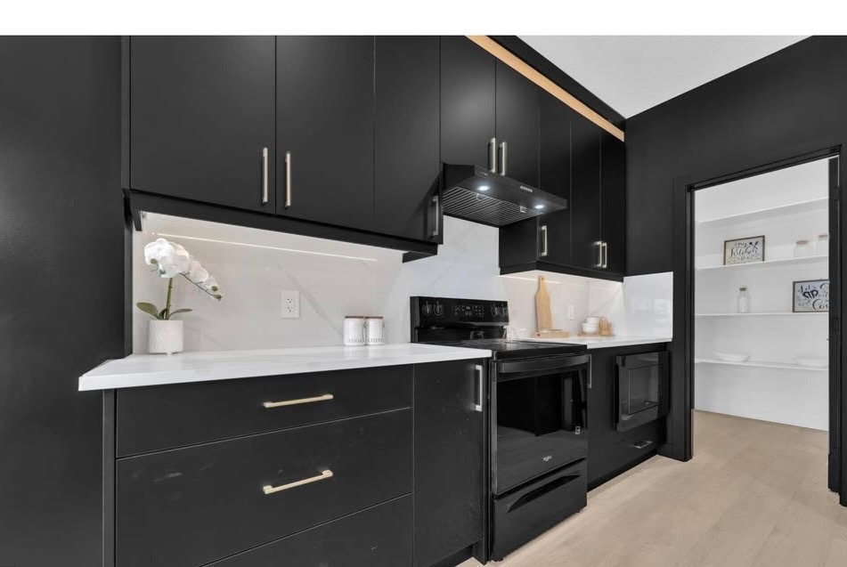 Built Dream House, 3 BEDROOM 2.5 BATHROOM - photo 3