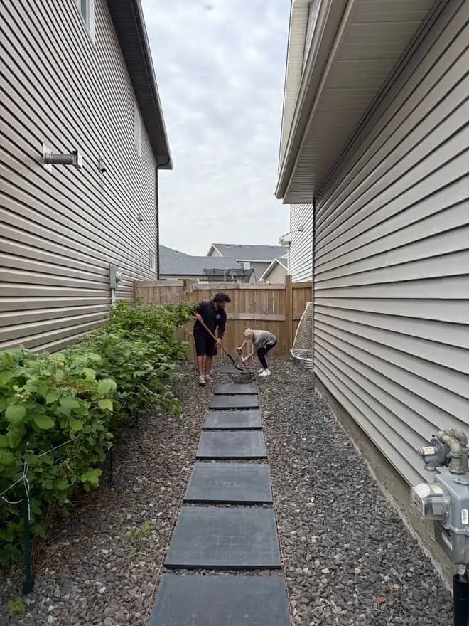 Landscaping Slabs / Tiles - photo 3