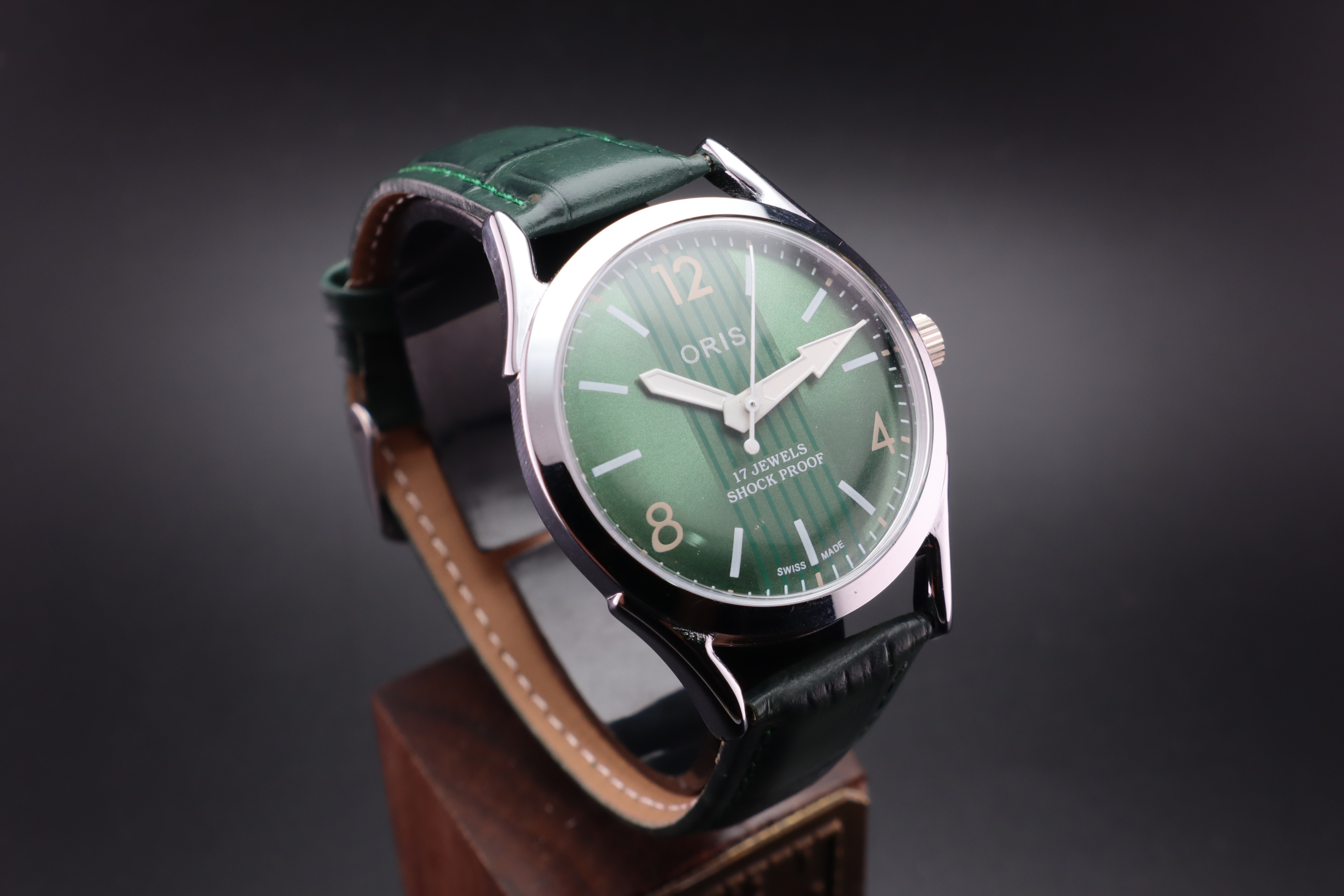 Vintage Oris Swiss ST-96 Hand Wind Mechanical Men's Watch