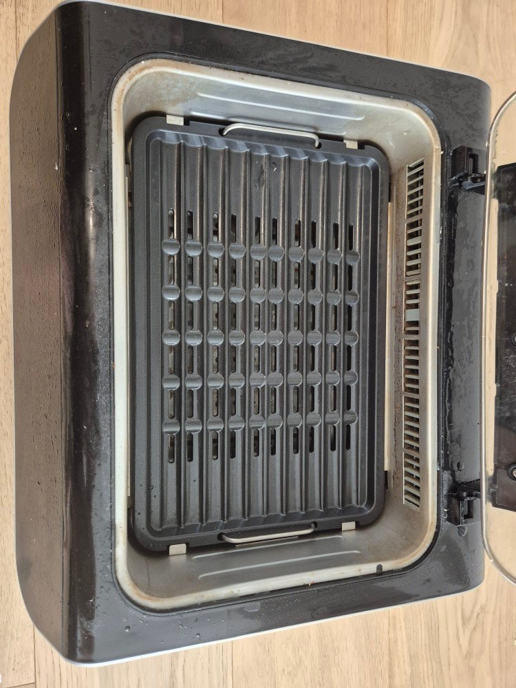 Gourmia Indoor Grill / Air Fryer –  Moving Sale - photo 3