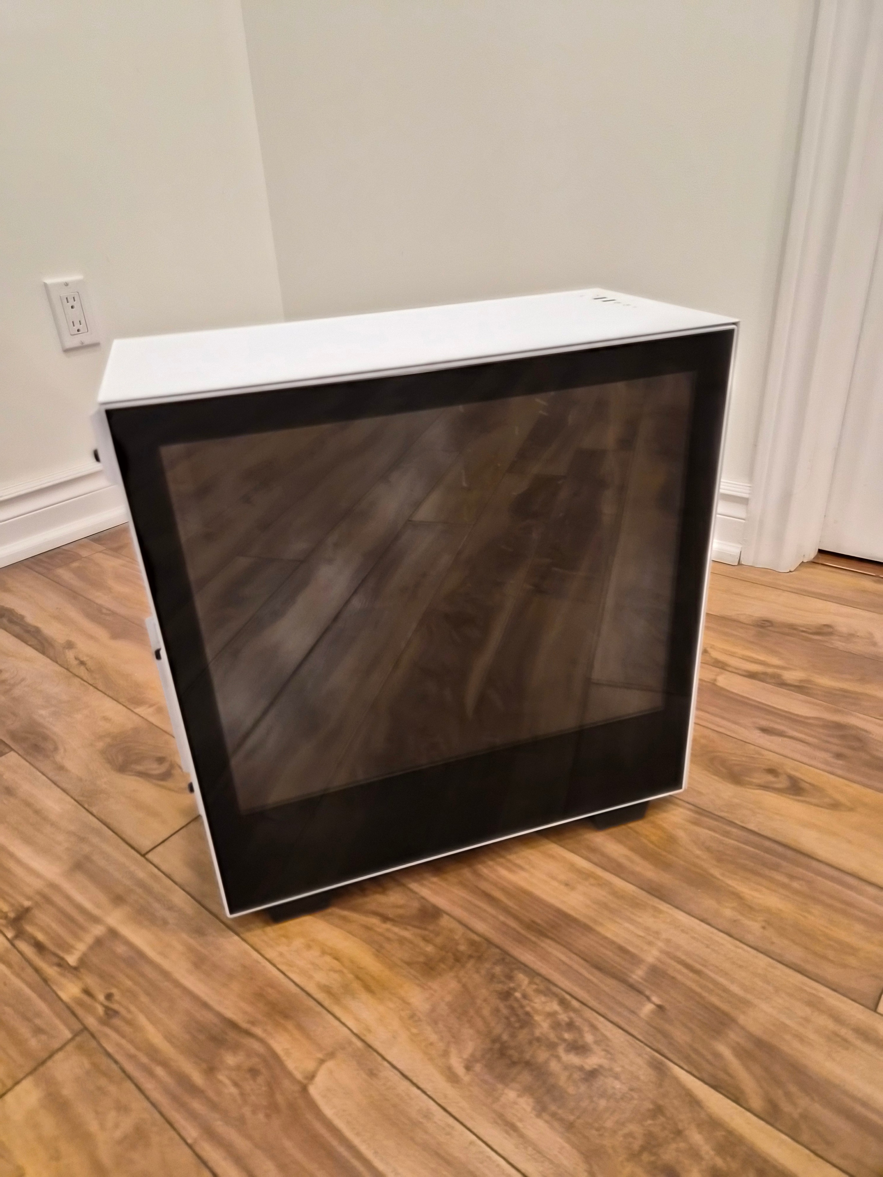 iBUYPOWER Snowblind S PC Case (LCD SCREEN DOESNT WORK) - photo 2