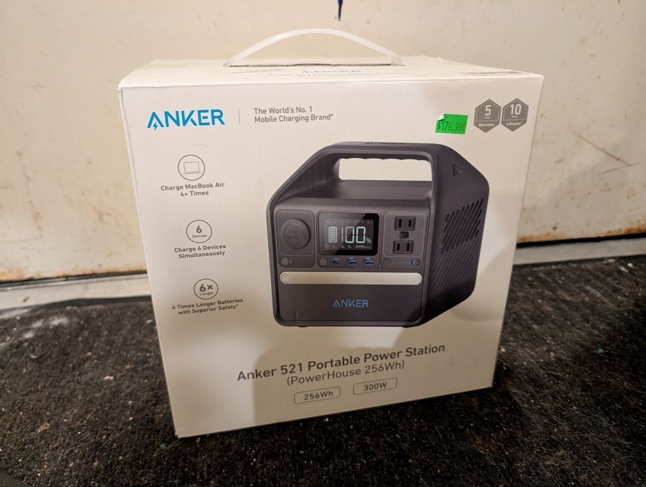 High-Capacity Portable Power Station: Anker PowerHouse 256Wh - C