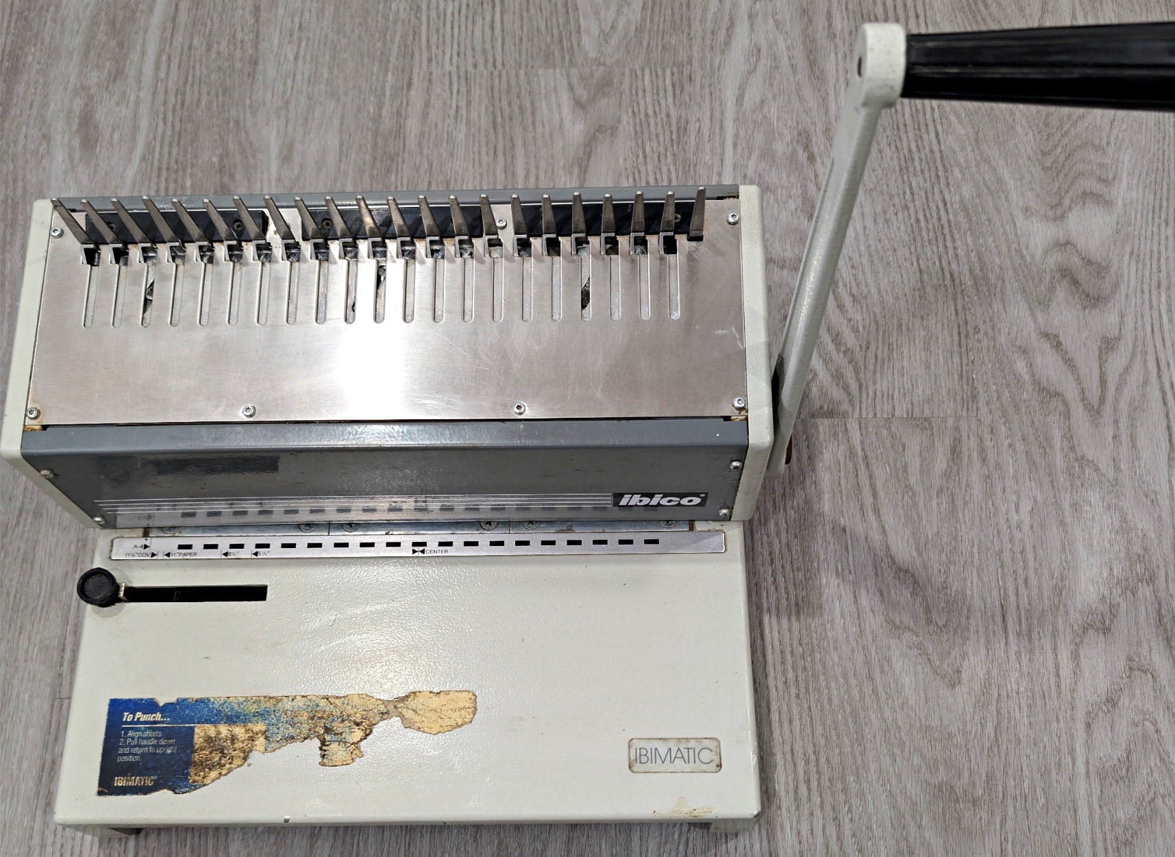 Ibico Ibimatic Heavy-duty Binding Machine