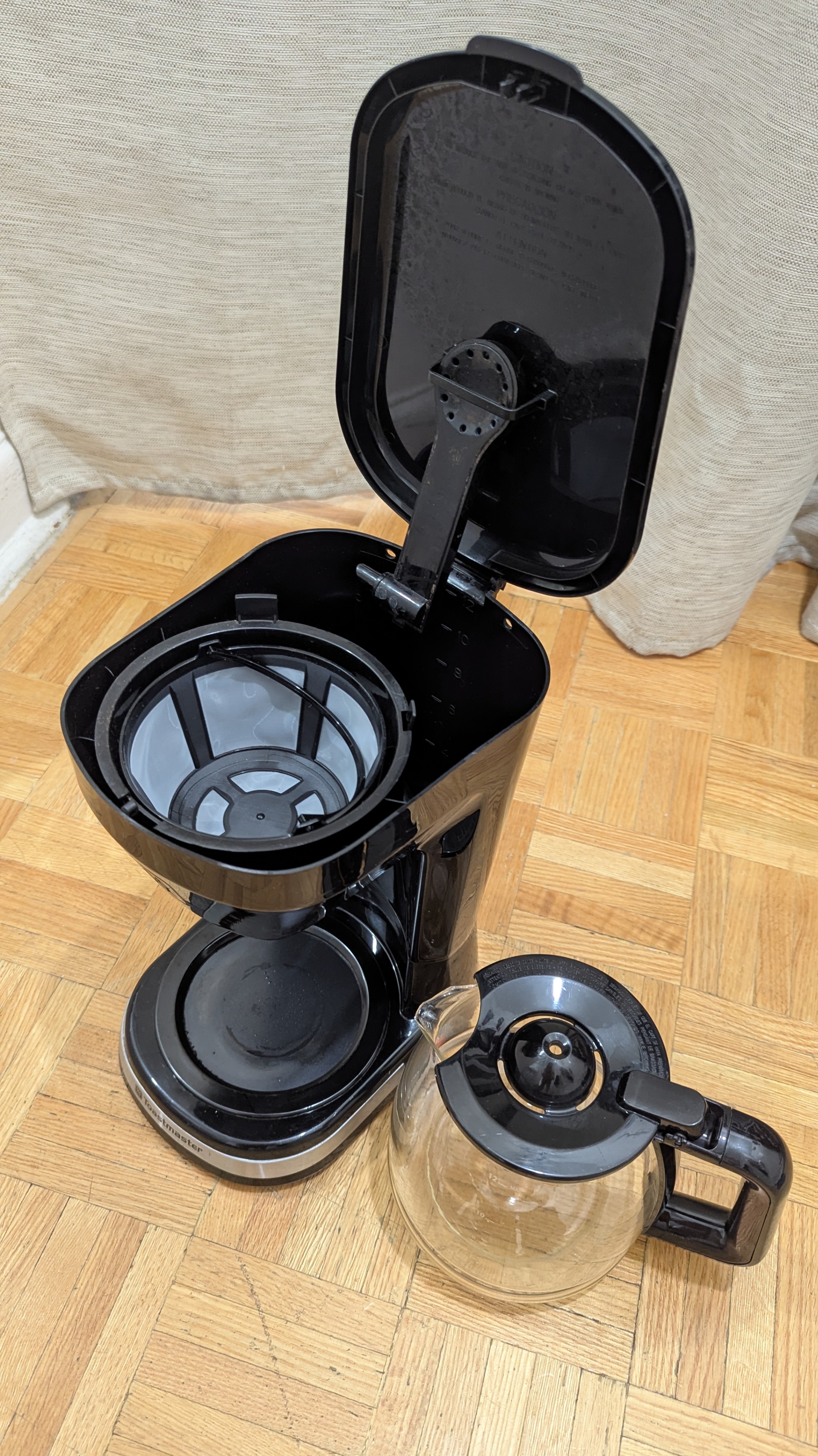 NEW 12 Cup Coffee Maker Reusable filter - photo 2