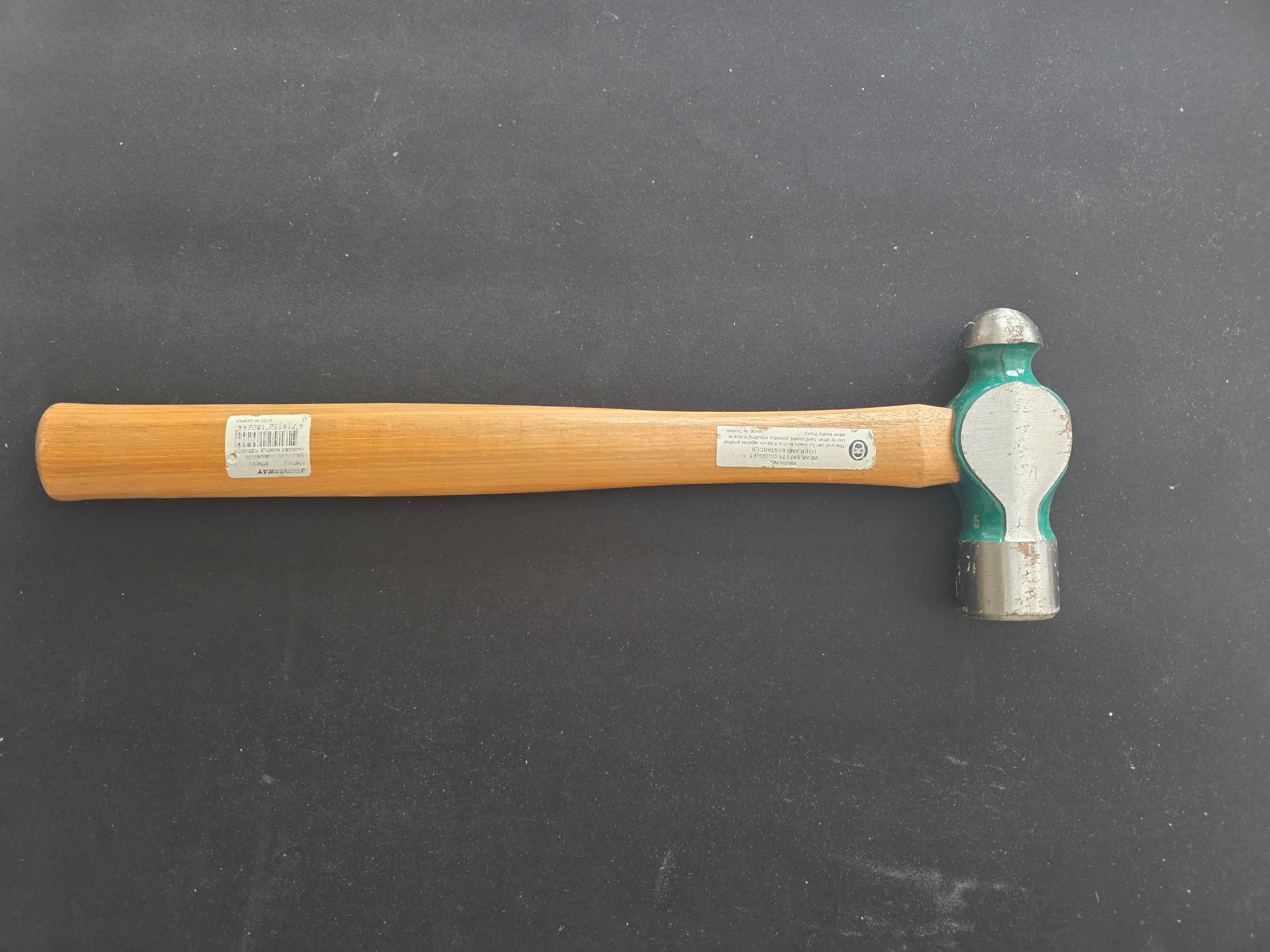 Jonnesway M08024 Ball Peen Hammer (24 oz)