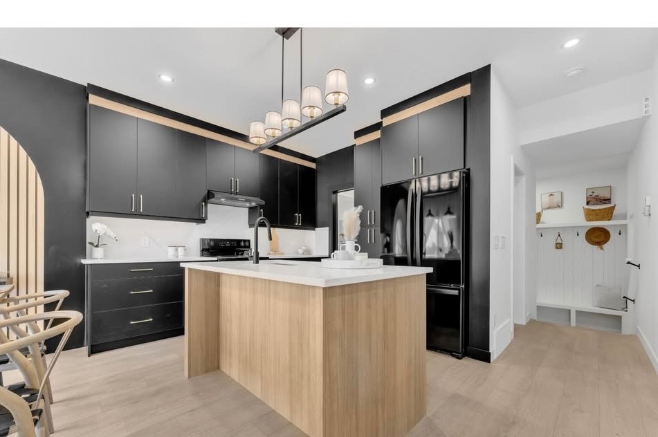 Built Dream House, 3 BEDROOM 2.5 BATHROOM - photo 4