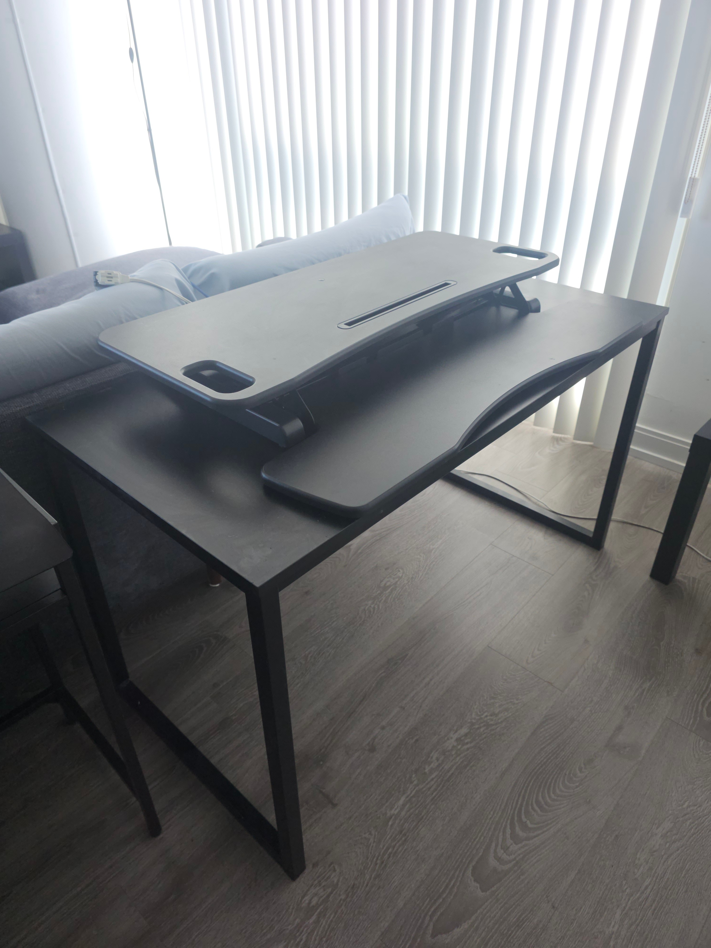 Sturdy Desk Table for Sale - photo 3