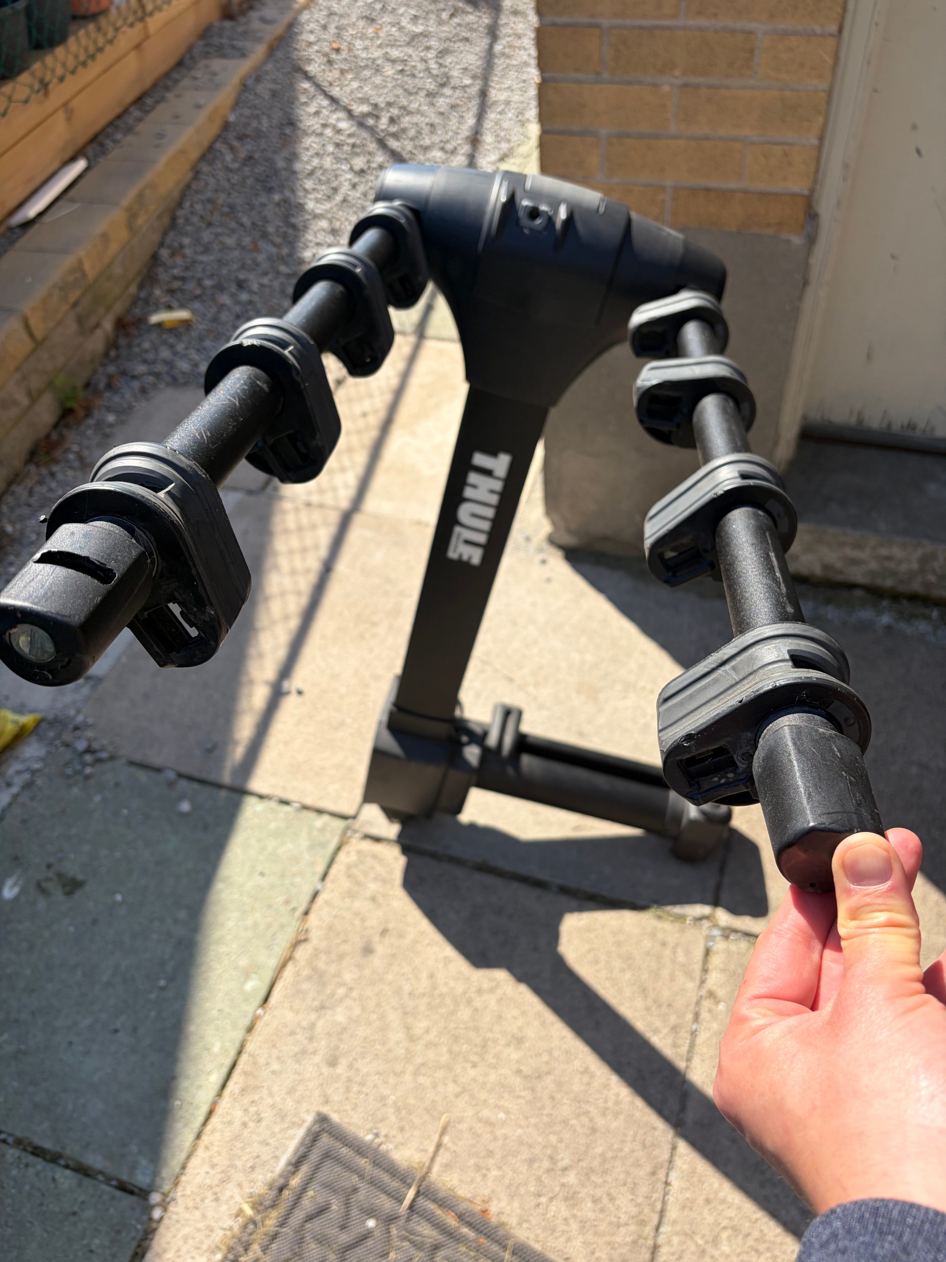 Thule Apex XT Swing 4-Bike Hitch Rack - Open trunk with bikes - photo 3