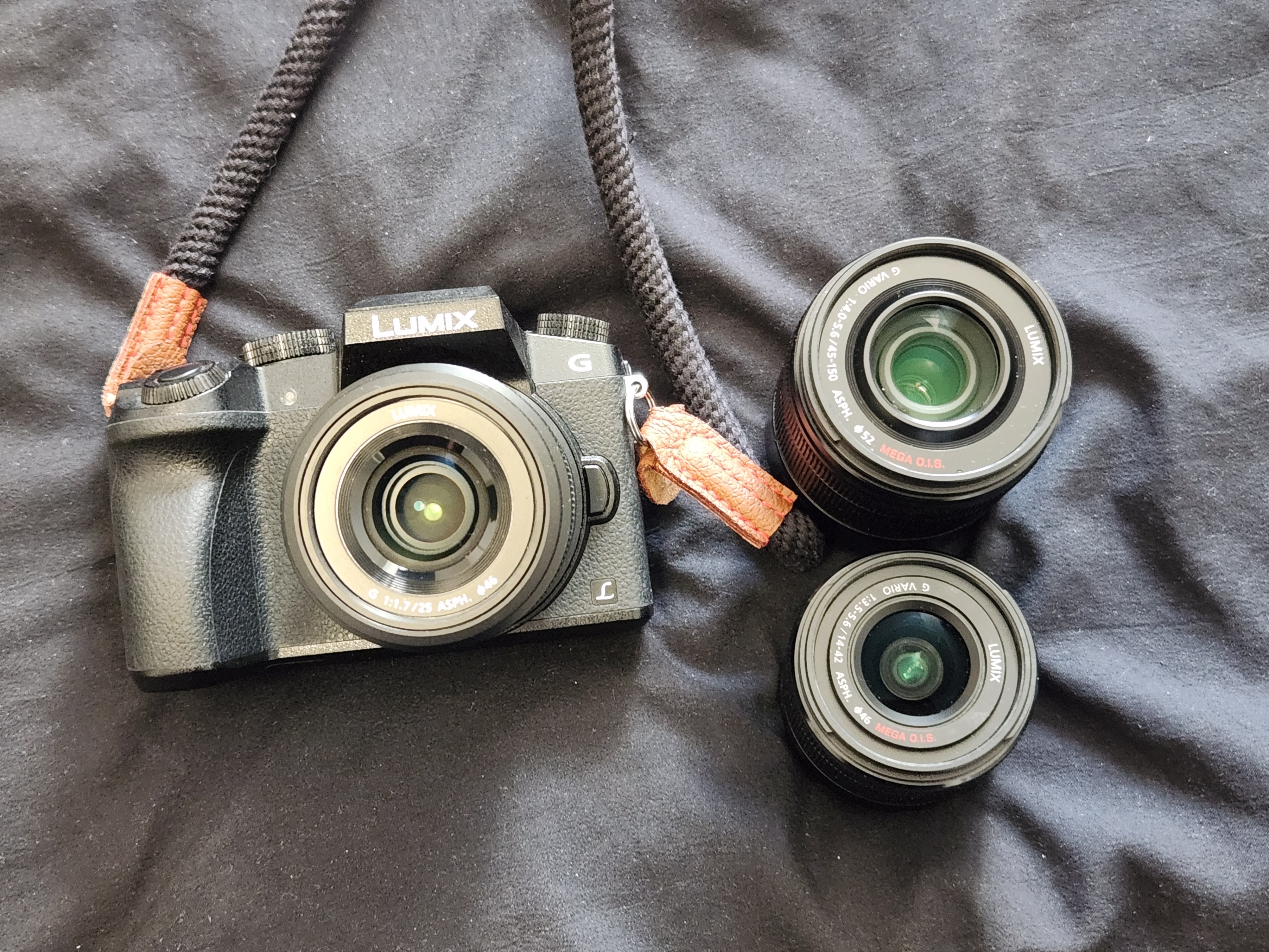 Panasonic Lumix G7 Camera Kit with Lenses and Filters - photo 2