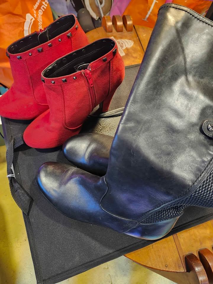 Ladies Boots