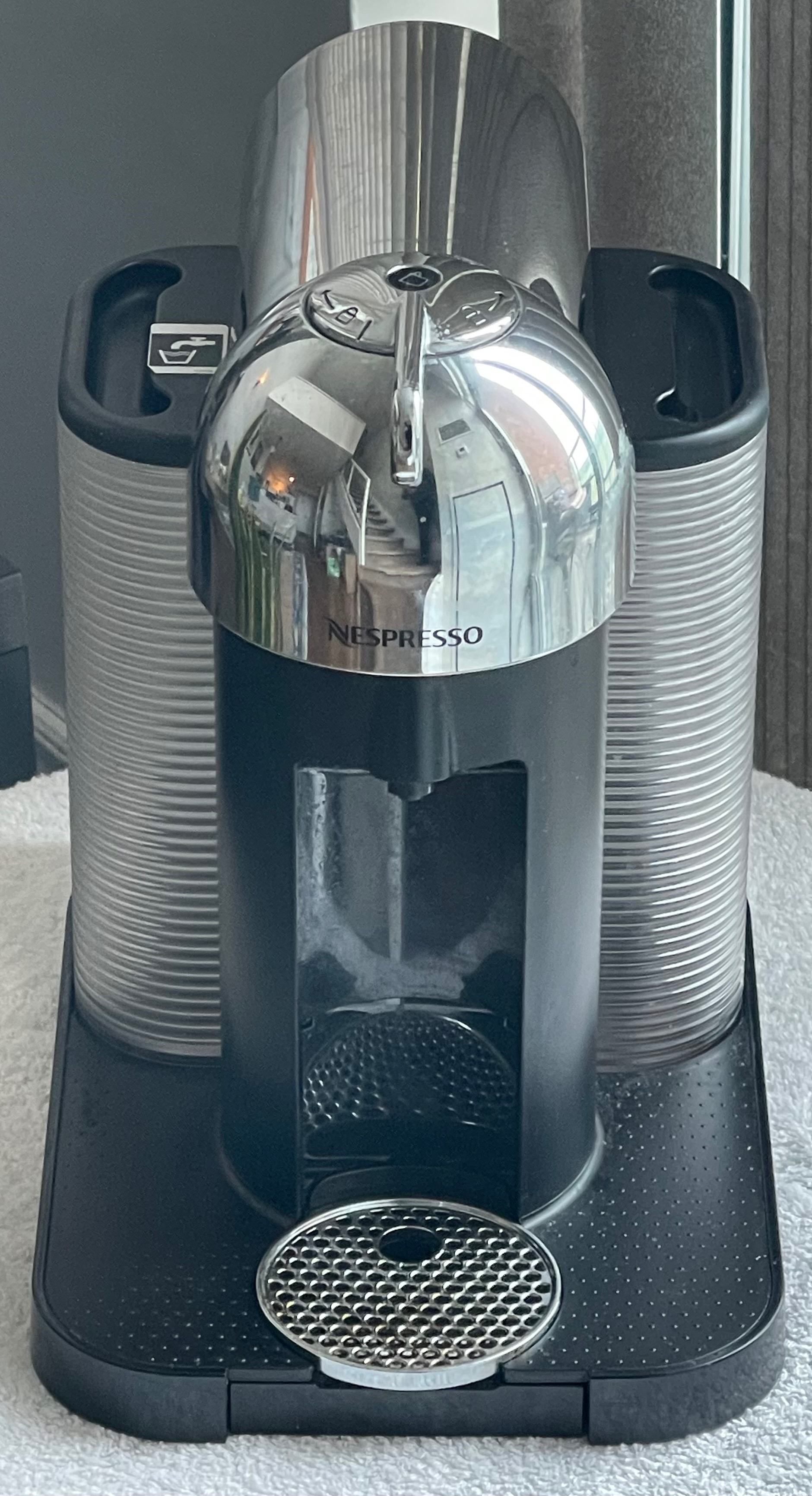 Nespresso VertuoLine GCA1 — Made in Switzerland (Chrome)