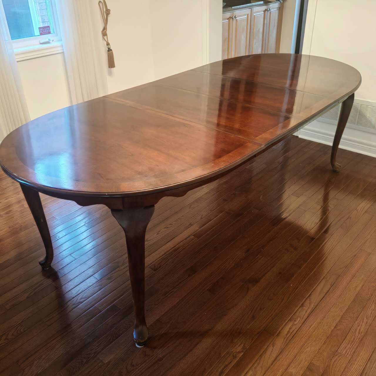 Dining Table and 6 Chairs Set - Extendable (Up to 94") - photo 3