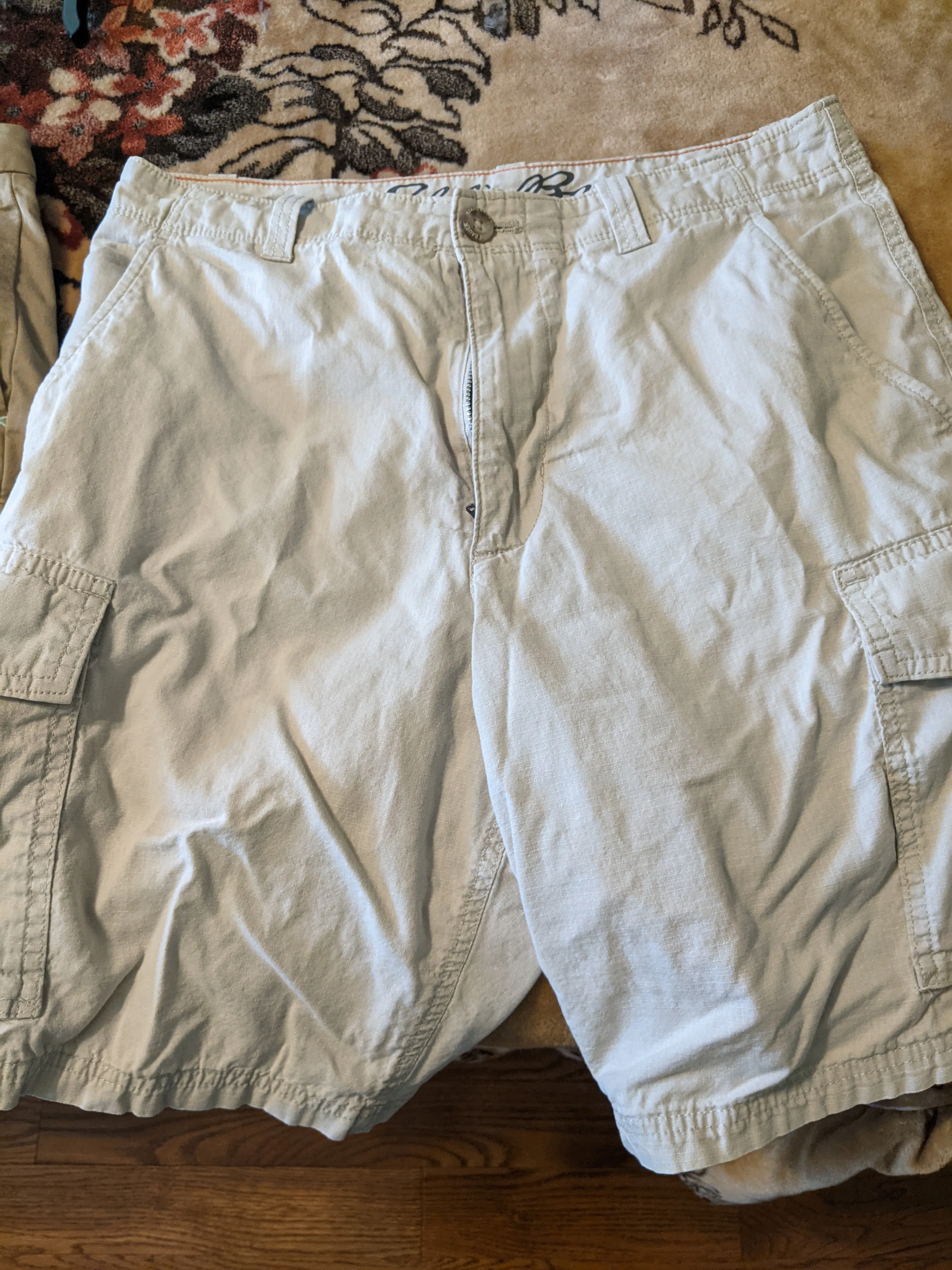 Eddie Bauer Men's 30W Cotton Shorts