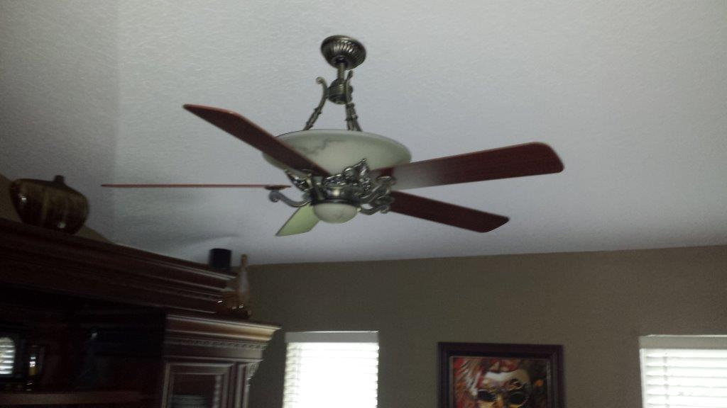 Vintage-Style Ceiling Fan with Remote and Lights - photo 2
