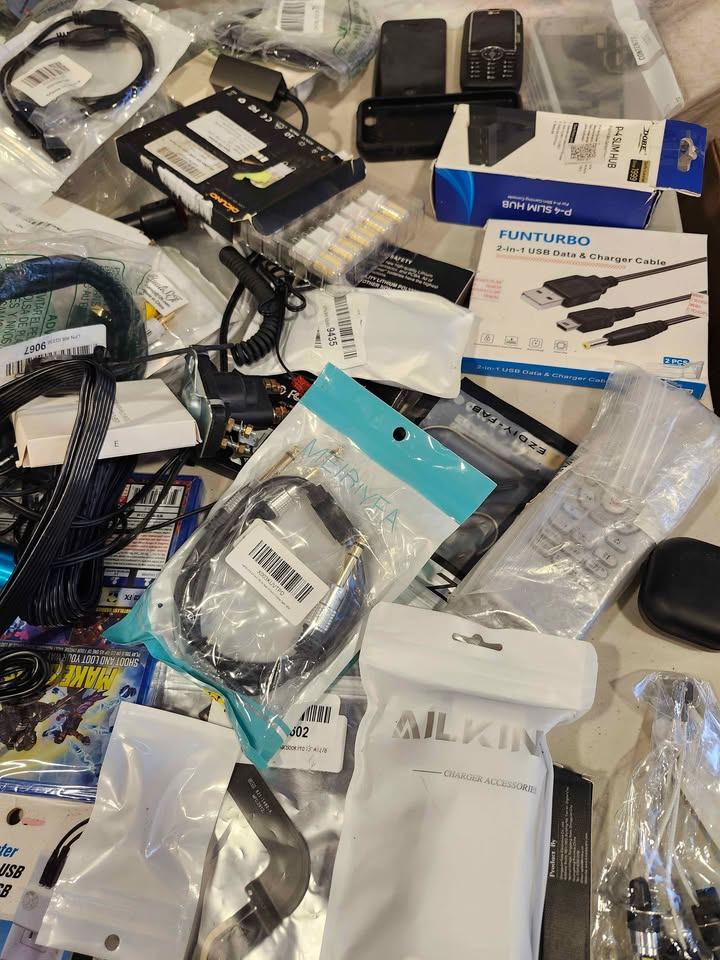 MISC Electronics - photo 2