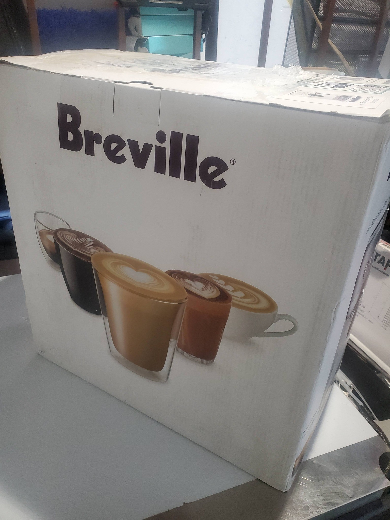 Breville The Bambino Plus – Espresso Machine w/ Auto Milk - photo 4