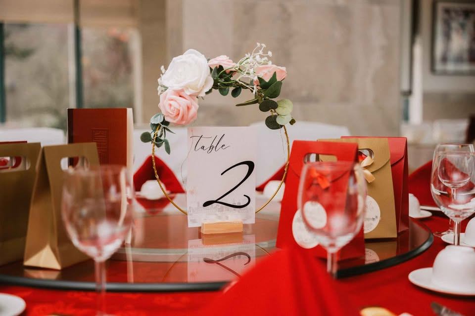 Set of 10 Gold Floral Hoop Wedding Centerpieces