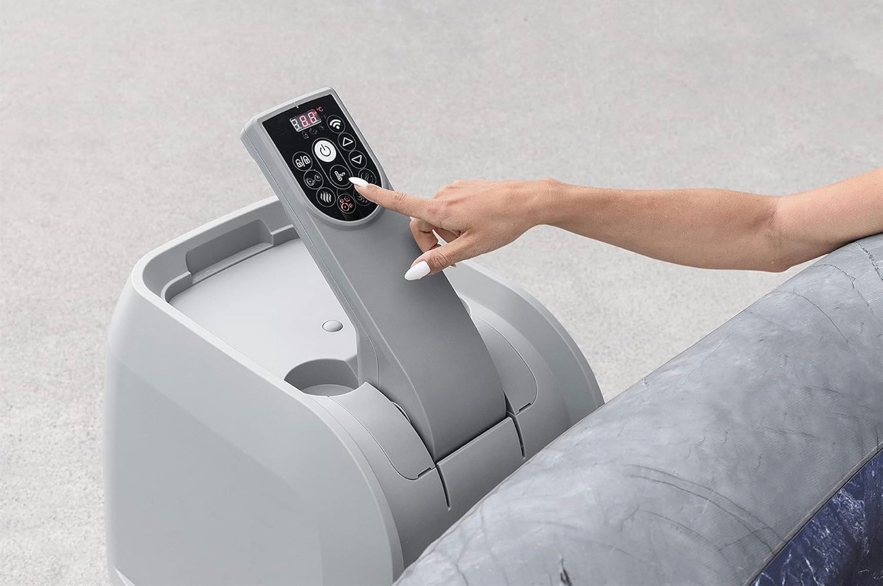 Pro Salu-Spa Tub 5-7 People Potable Hot/Cold w/ cover 180 jets - photo 4