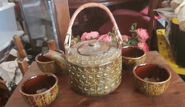 Asian Tea Set with 4 cups