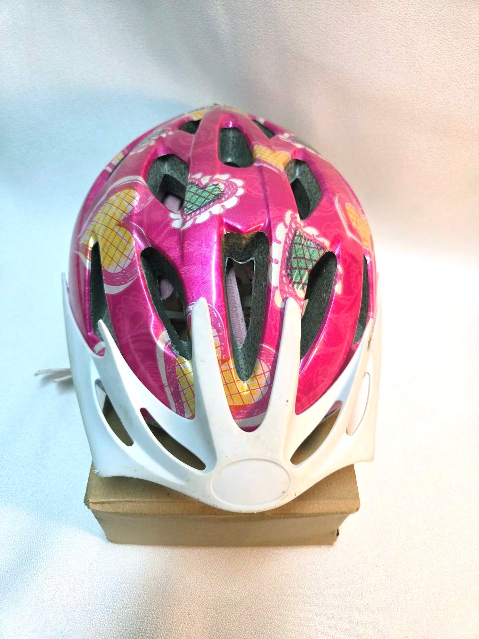 Pink Youth Bicycle Helmet – Size M (Ages 8–12) - photo 2
