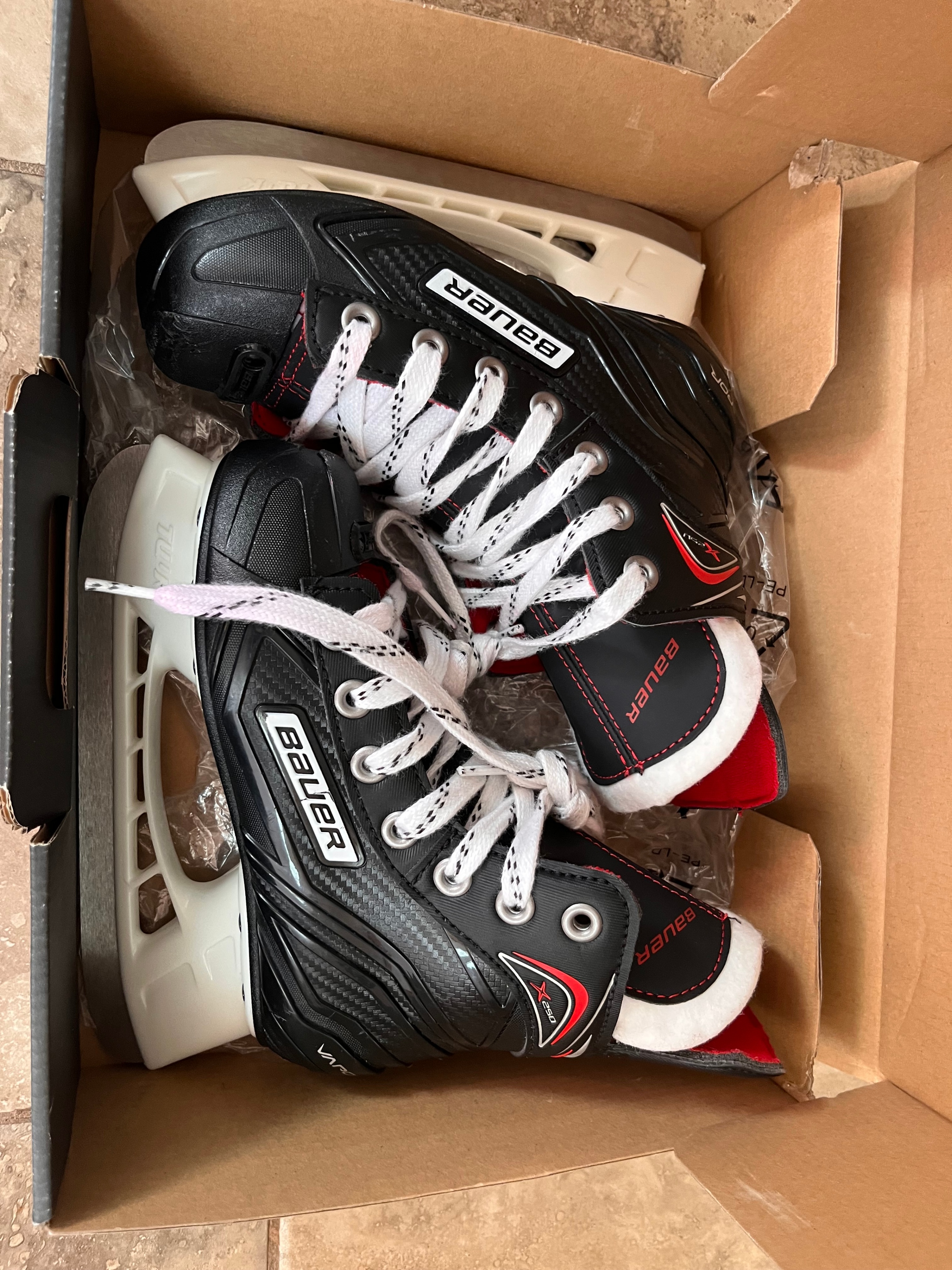 Bauer Youth Ice Skates Size 12 – Good Condition with Box