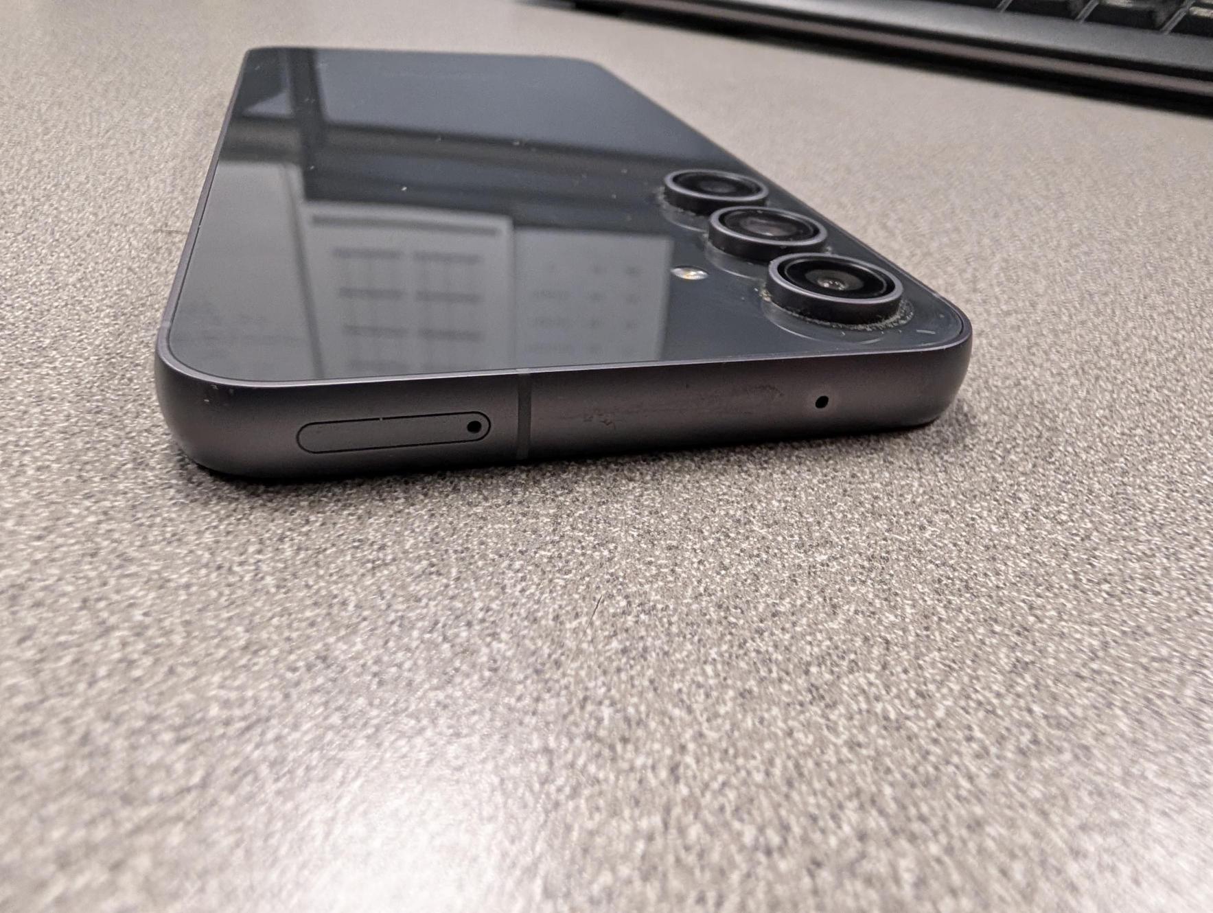 Samsung S23 FE - photo 5