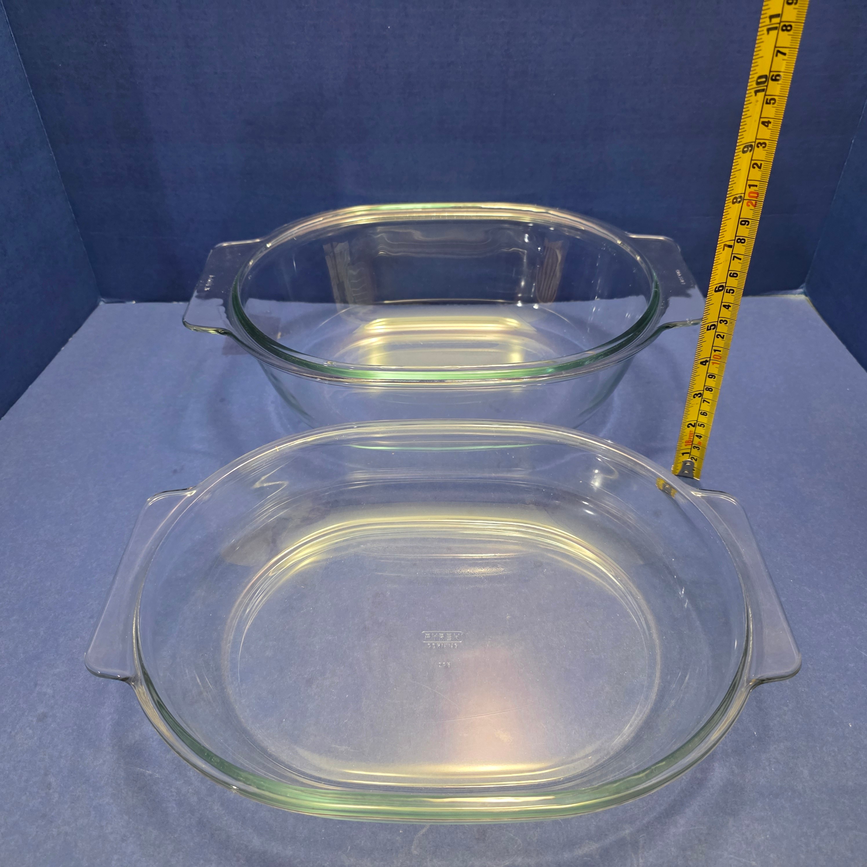 Large Oval Pyrex Glass Casserole Dish with Lid A - photo 3