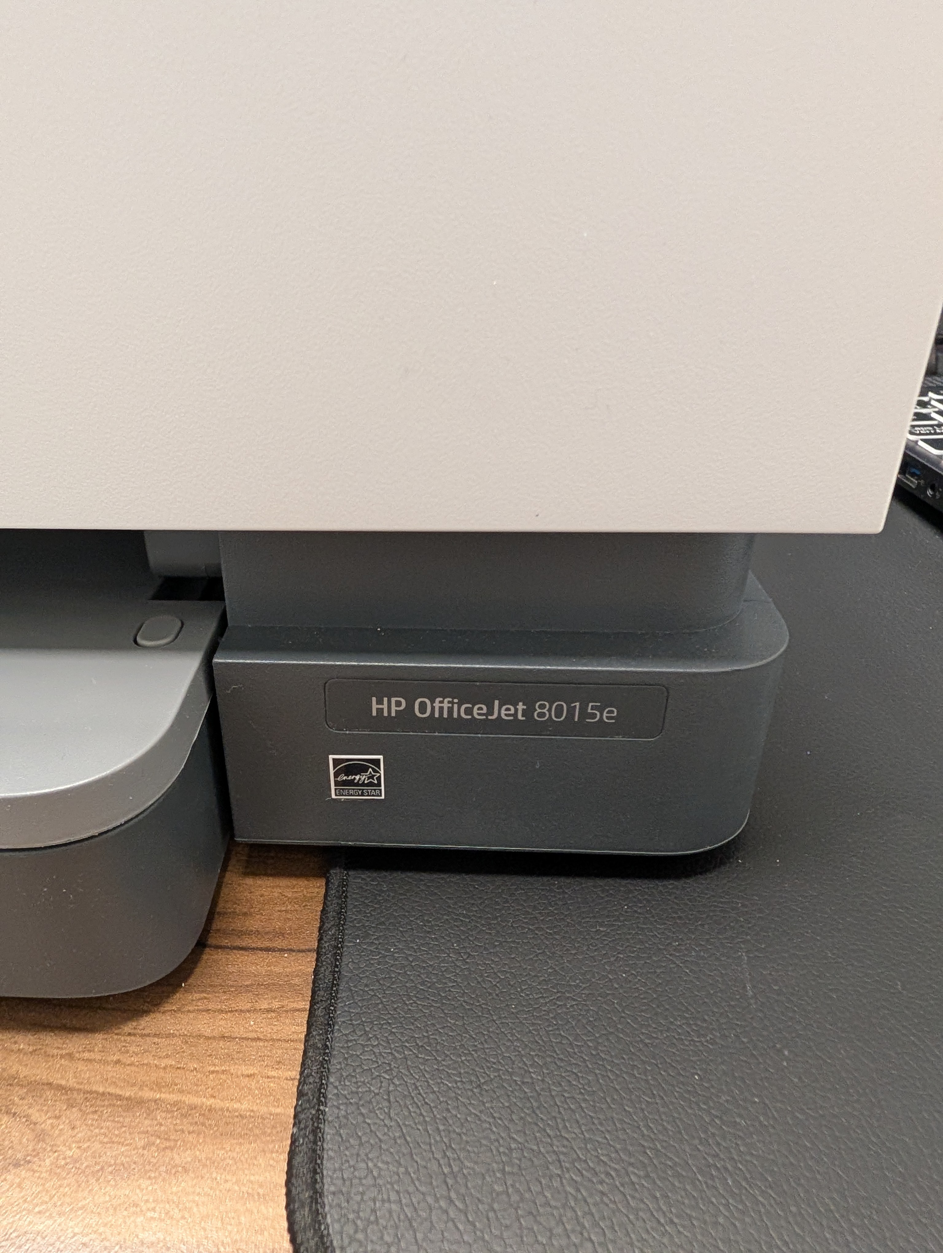 HP OfficeJet 8015e All-in-One Printer - photo 3