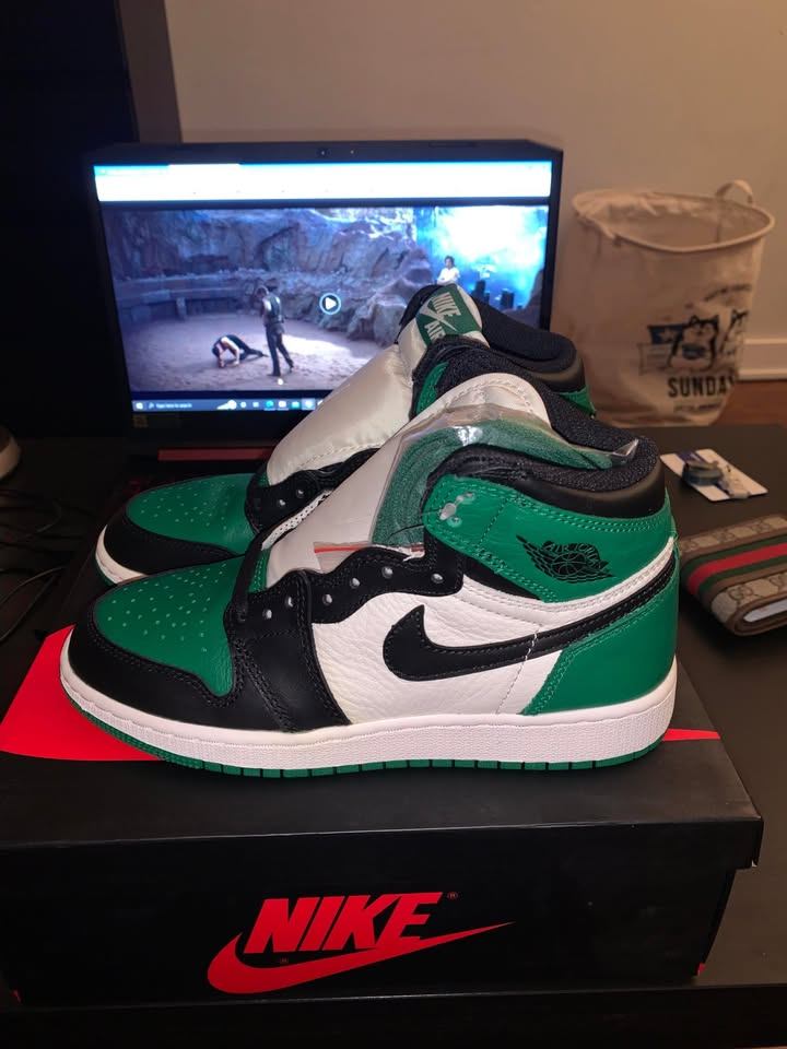 Jordan 1 Retro High Pine Green (GS)