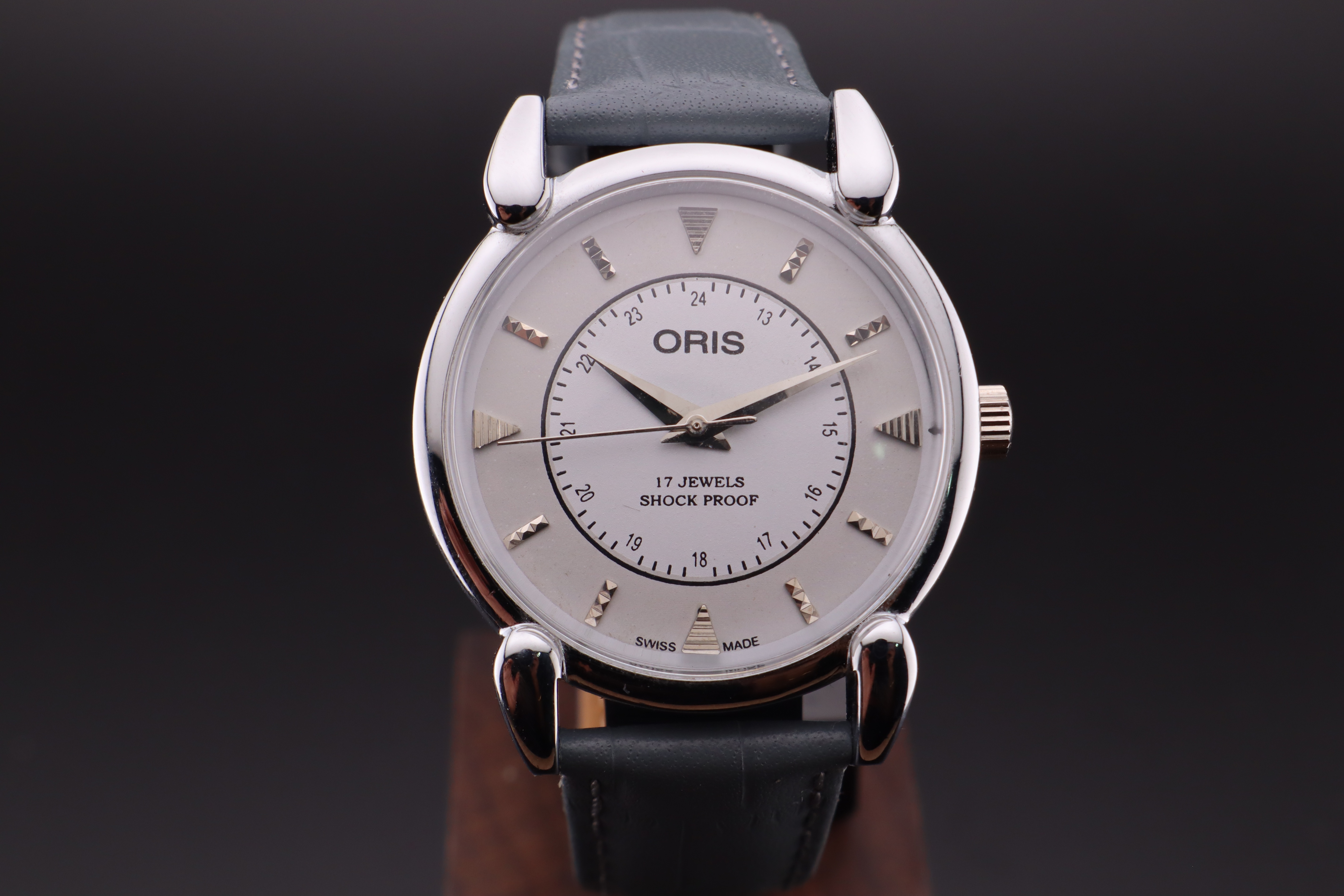 Vintage Oris Swiss ST-96 Hand Wind Mechanical Men's Watch - photo 2