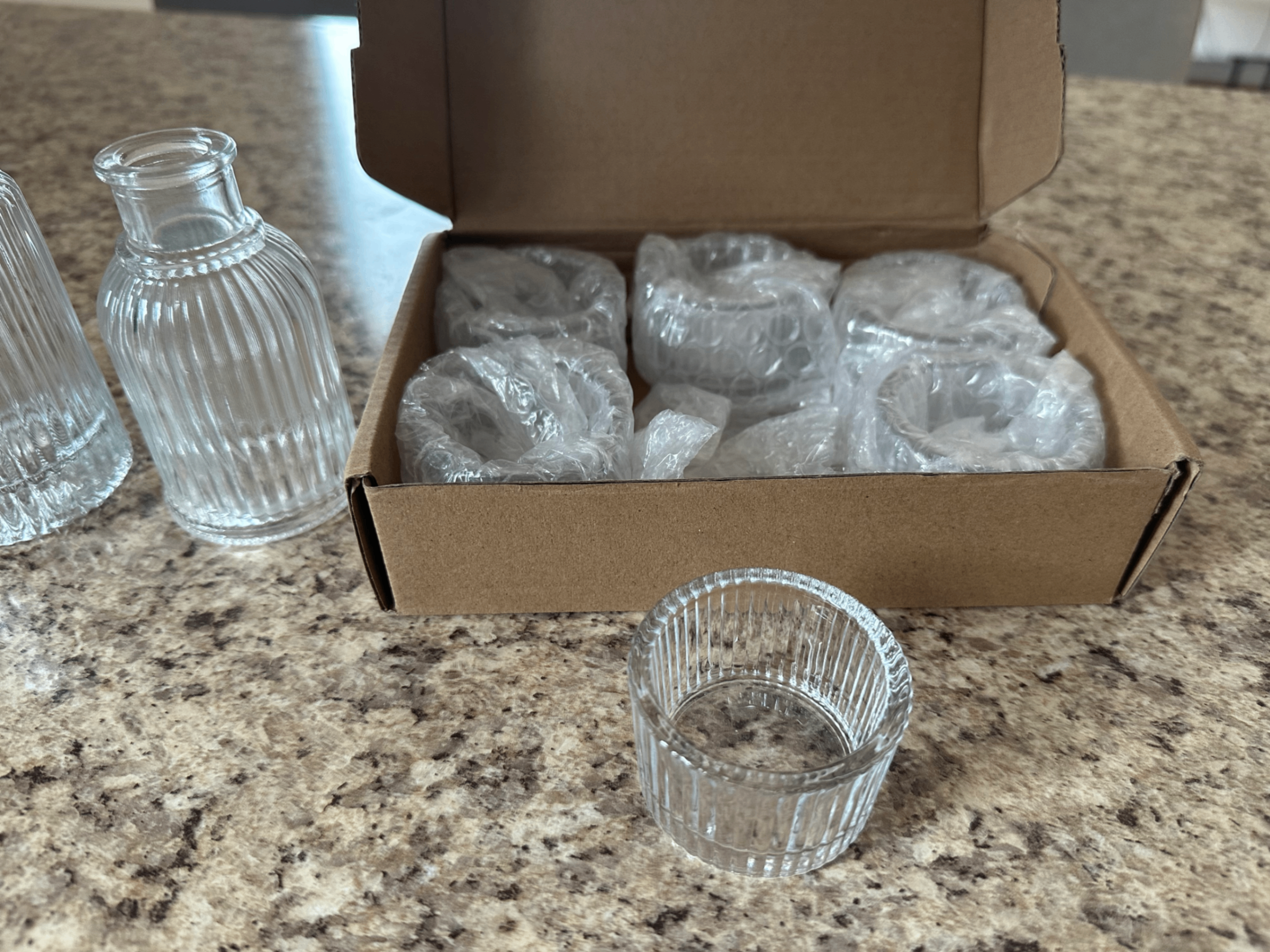 4 glass vessels + 6 candle holders - photo 3