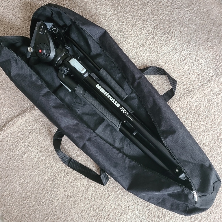 Manfrotto Aluminum Tripod with Fluid Video Head and carrying bag