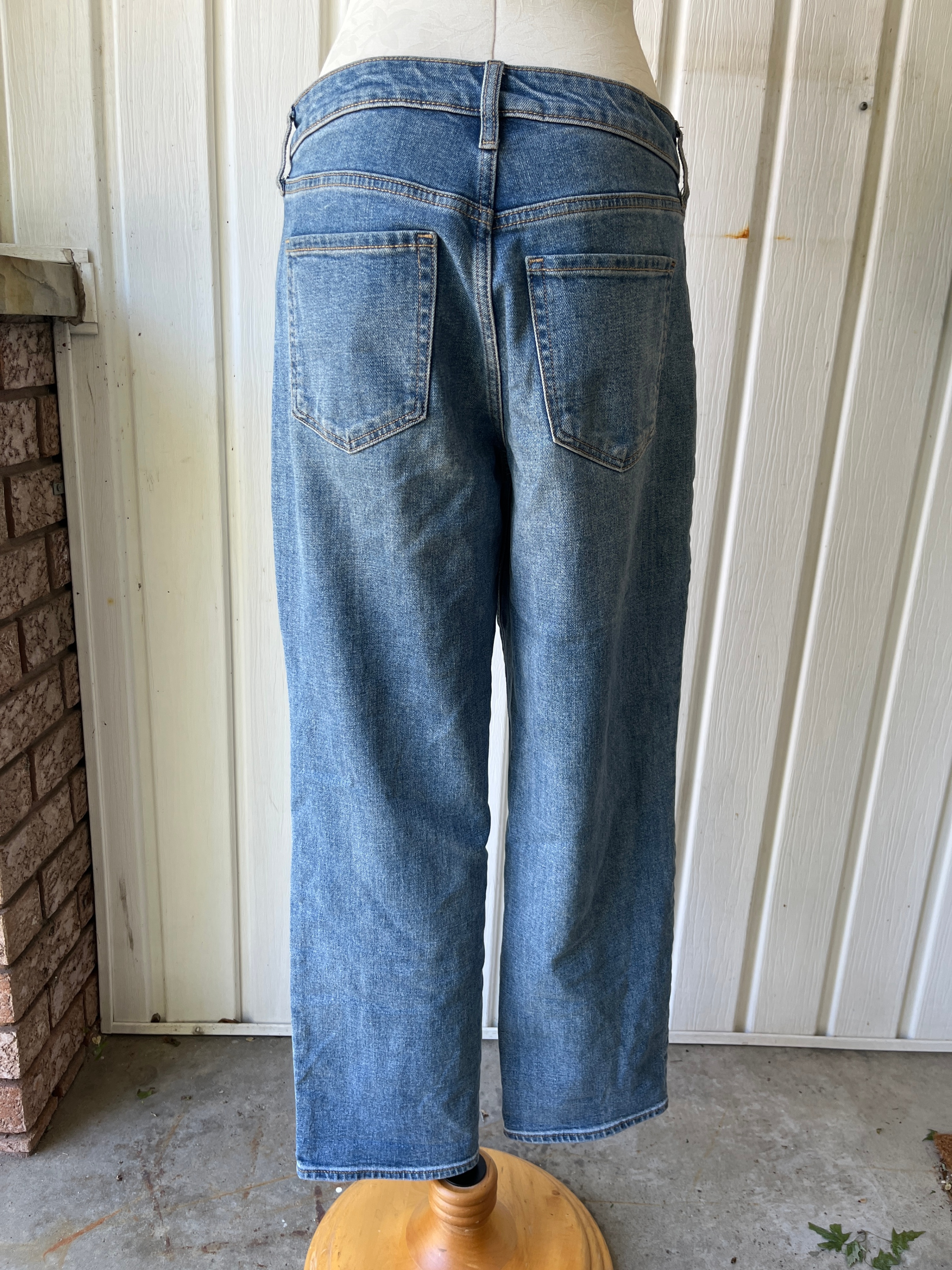 Old Navy OG Loose Jeans Size 8 - photo 2