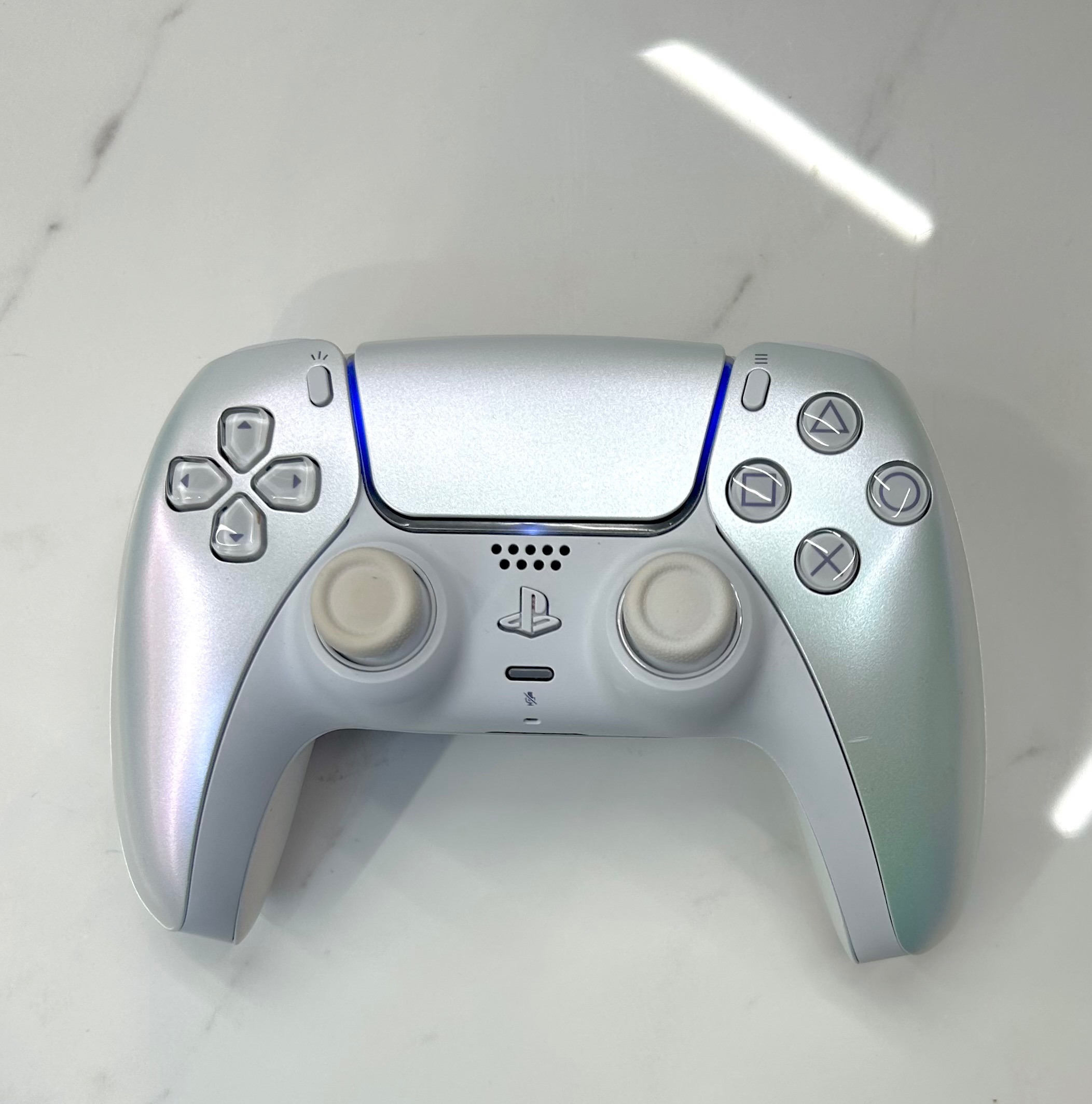 Pearl Finish PS5 Controller - photo 2