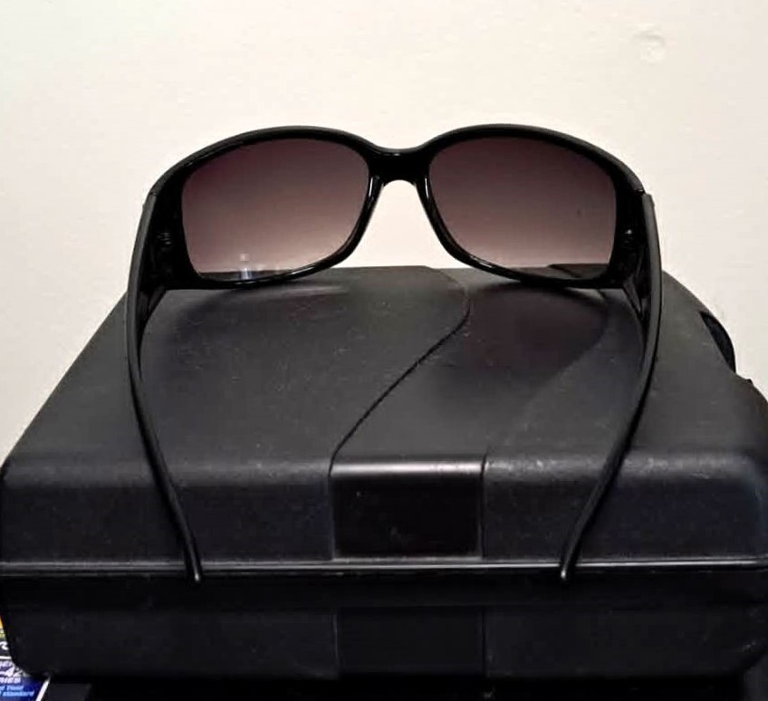 Authentic Oscar de la Renta Y2K Luxury Rhinestone OS Sunglasses - photo 2
