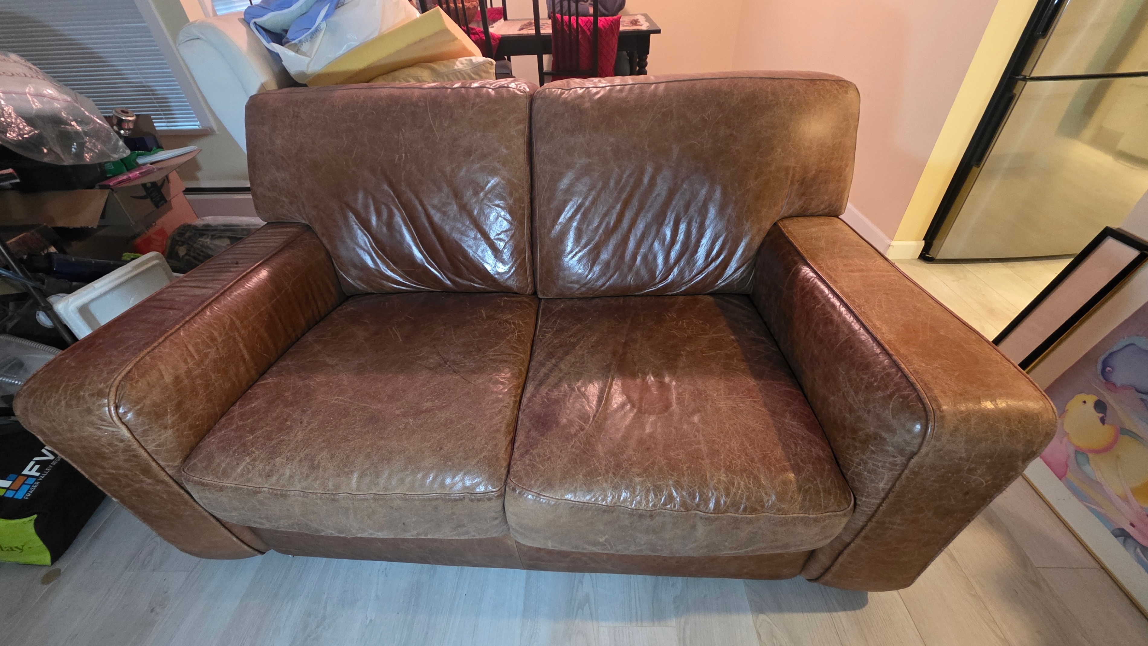 🛋️ Vintage-Style Brown Leather Loveseat 🛋️