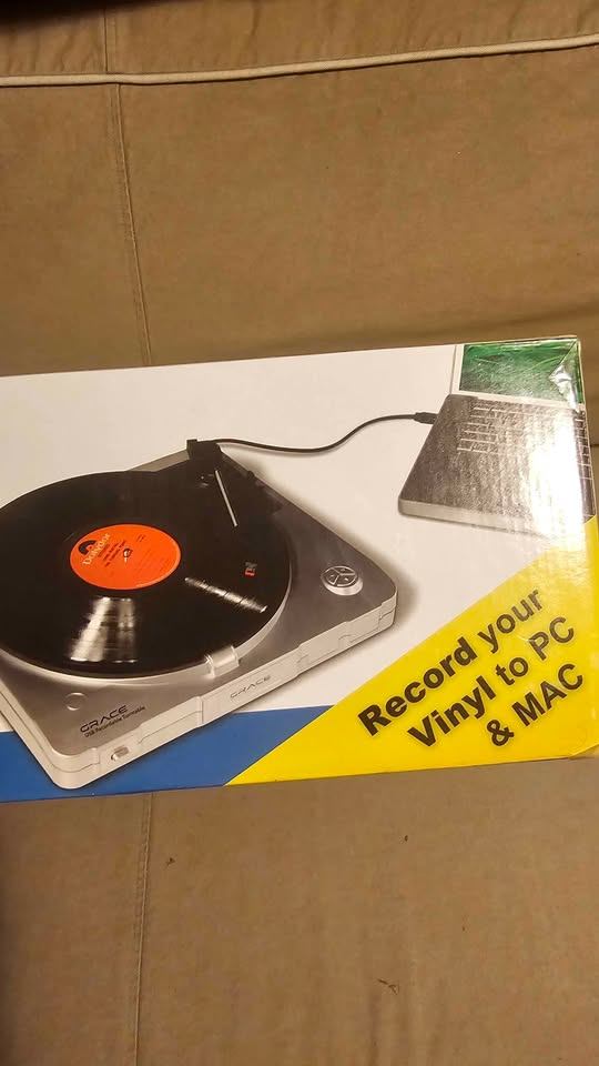 Grace Digital Vinylwriter USB Recordable Turntable - photo 3