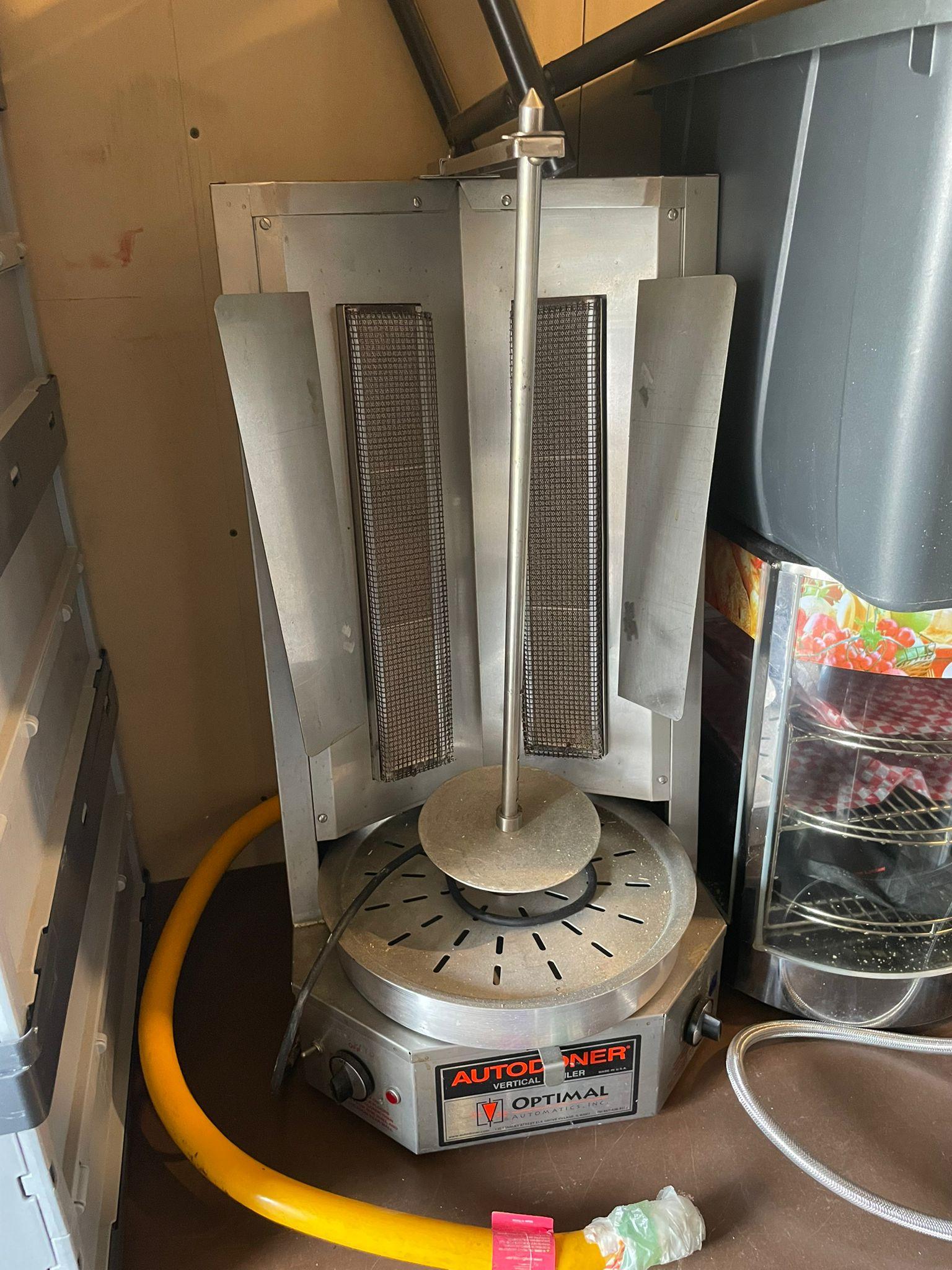 Autodoner Vertical Broiler / Gyro Machine – $1,200 CAD