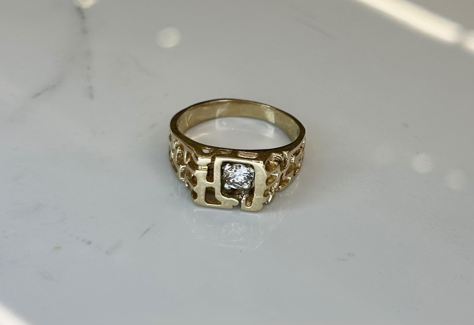 18K Gold Ring - 11.4G - Size 12.5 - photo 2