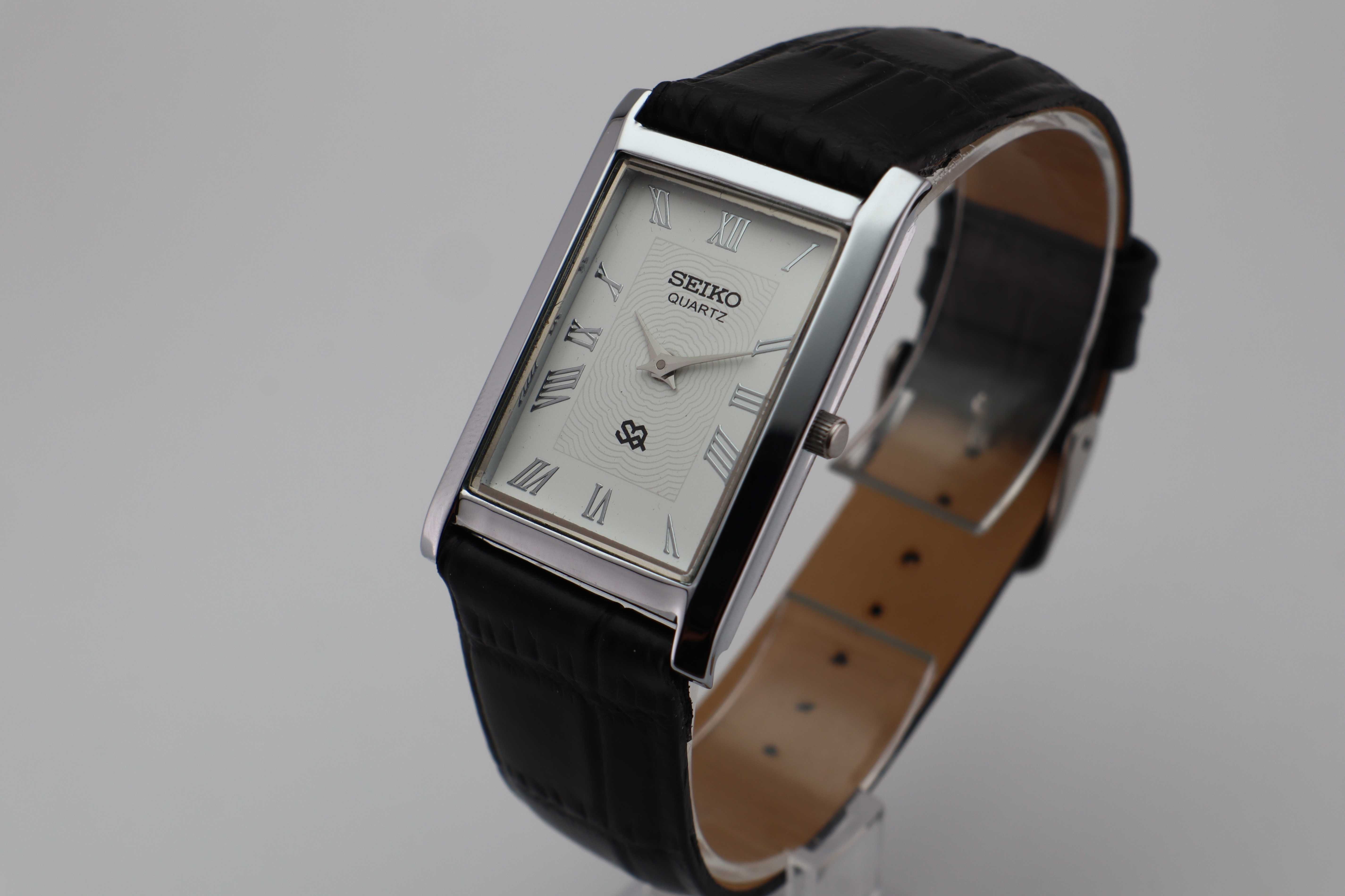 Refurbished Vintage Slim Tank Men’s Watch - photo 3