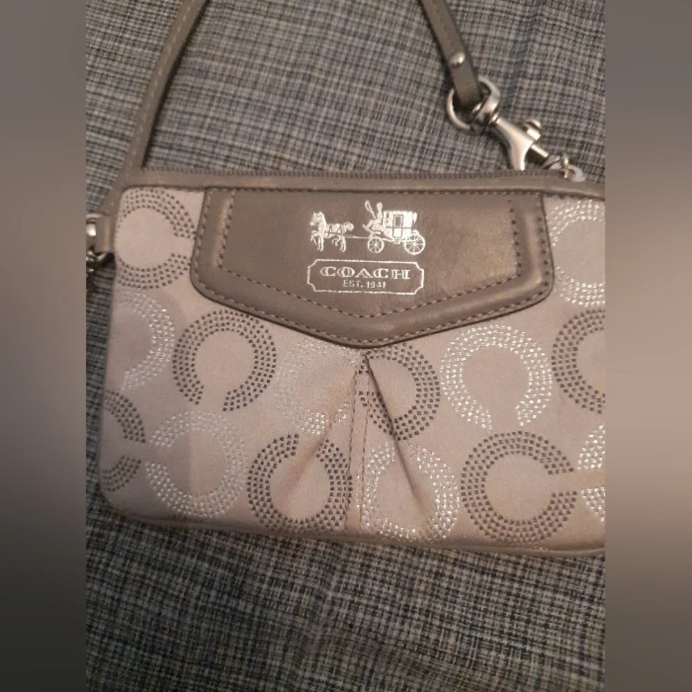 Coach Silver and Gray Signature C Wristlet - photo 4
