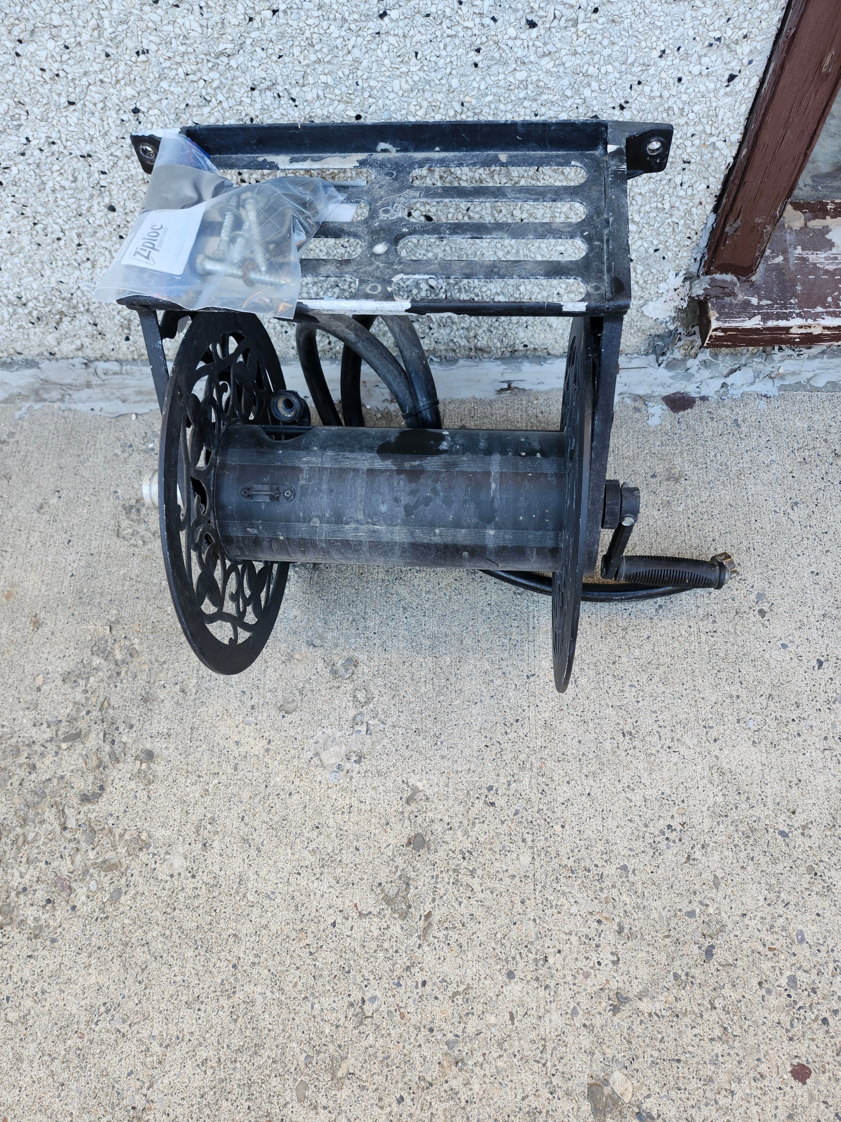 Garden hose reel