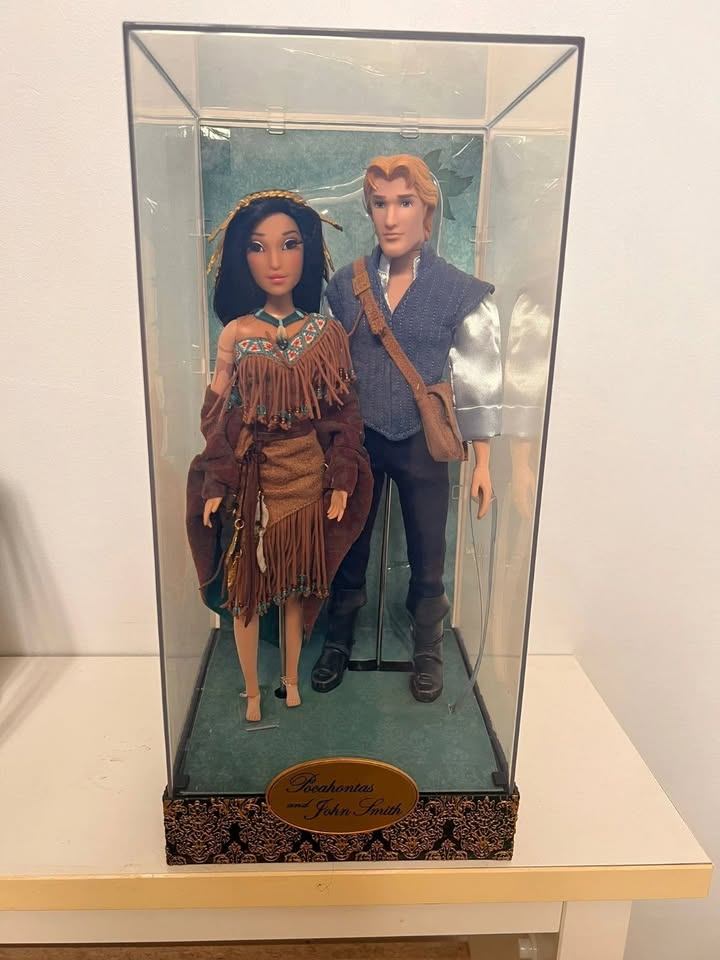 Disney Fairytale Designer Collection Pocahontas and John Smith - photo 3